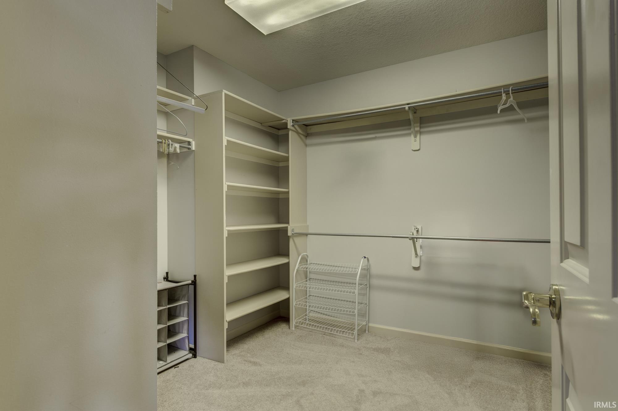 Fort Wayne, Indiana, 46845-2201, United States, 3 Bedrooms Bedrooms, ,4 BathroomsBathrooms,Residential,For Sale,1981888