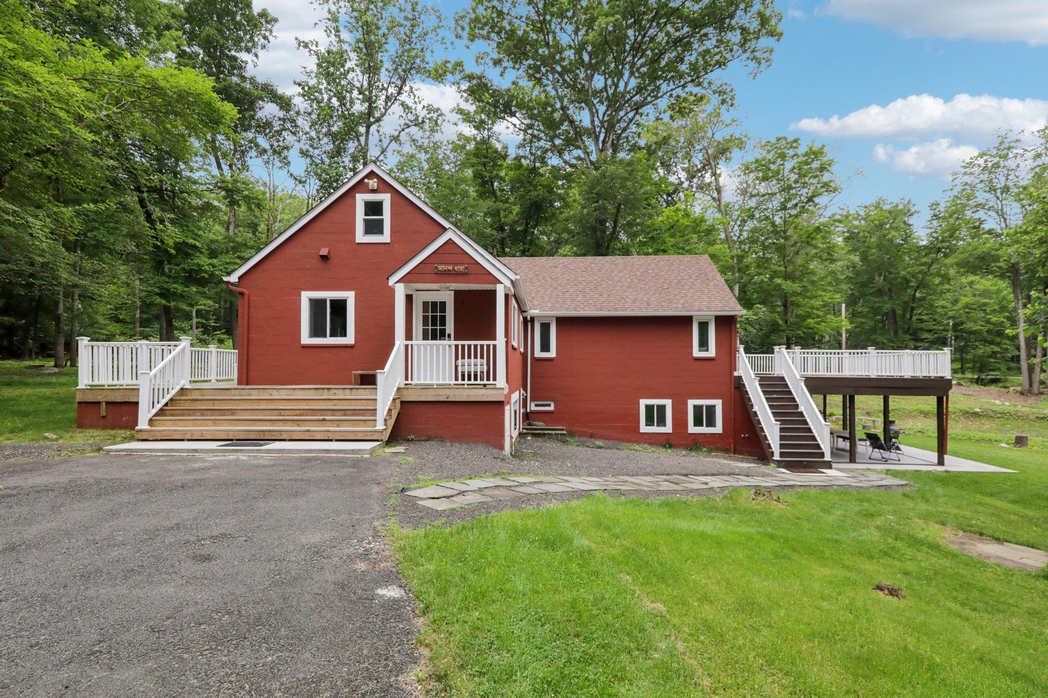 New City, New York, 10956, United States, 2 Bedrooms Bedrooms, ,3 BathroomsBathrooms,Residential,For Sale,1928184