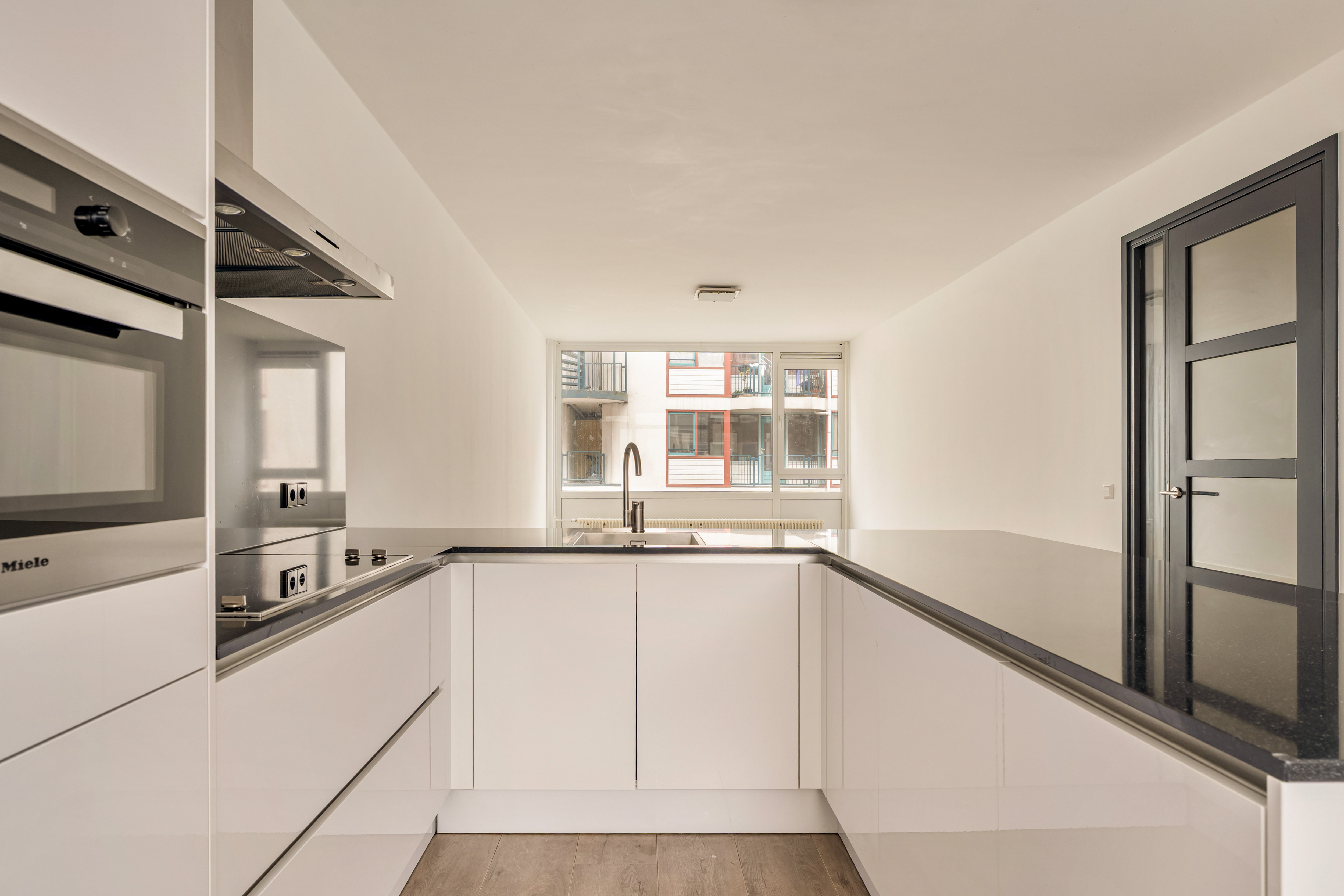  Modern City Apartment with Timeless Amsterdam Character - 物件實景