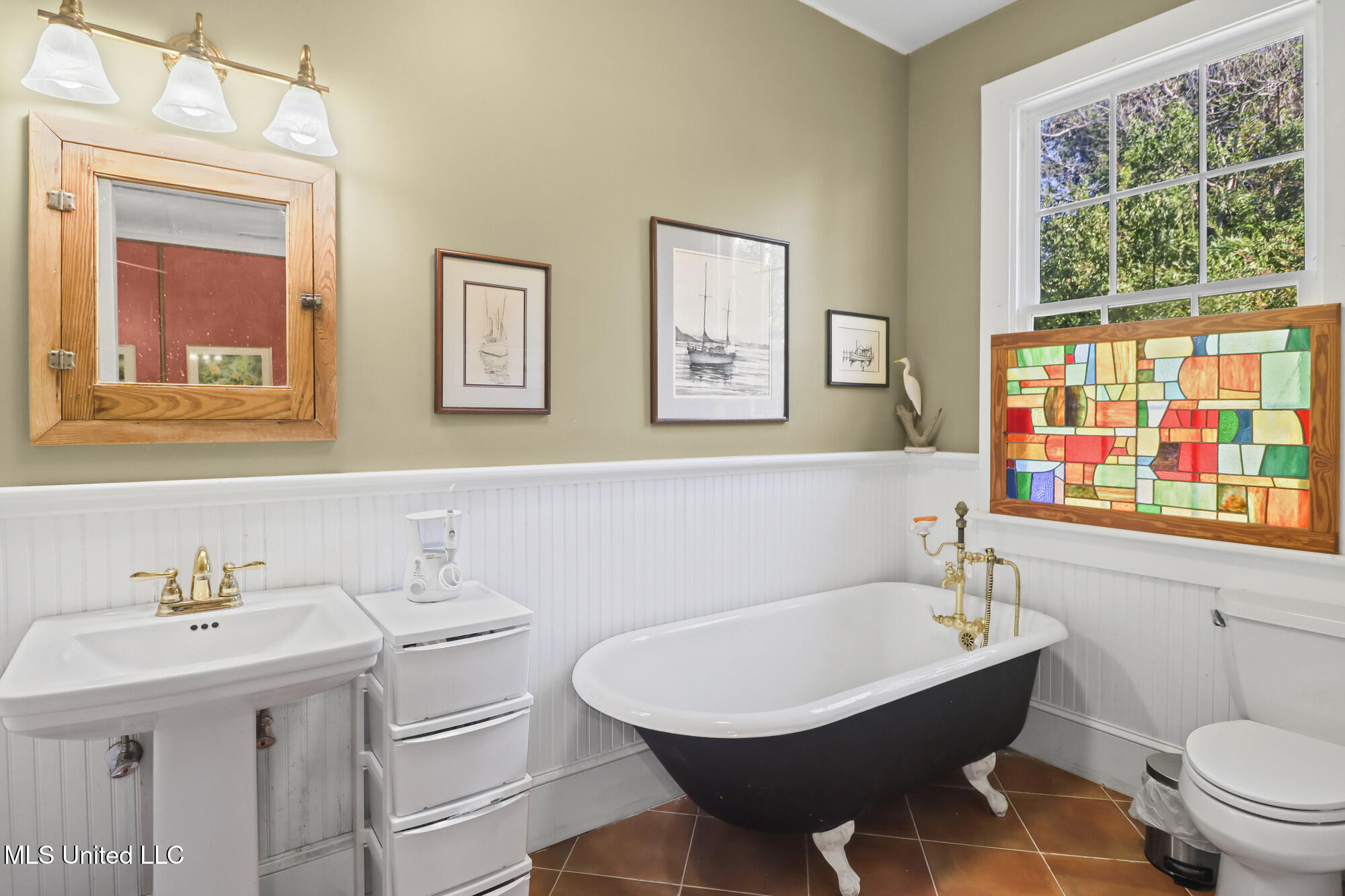 Waveland, Mississippi, 39576, United States, 3 Bedrooms Bedrooms, ,2 BathroomsBathrooms,Residential,For Sale,1991411