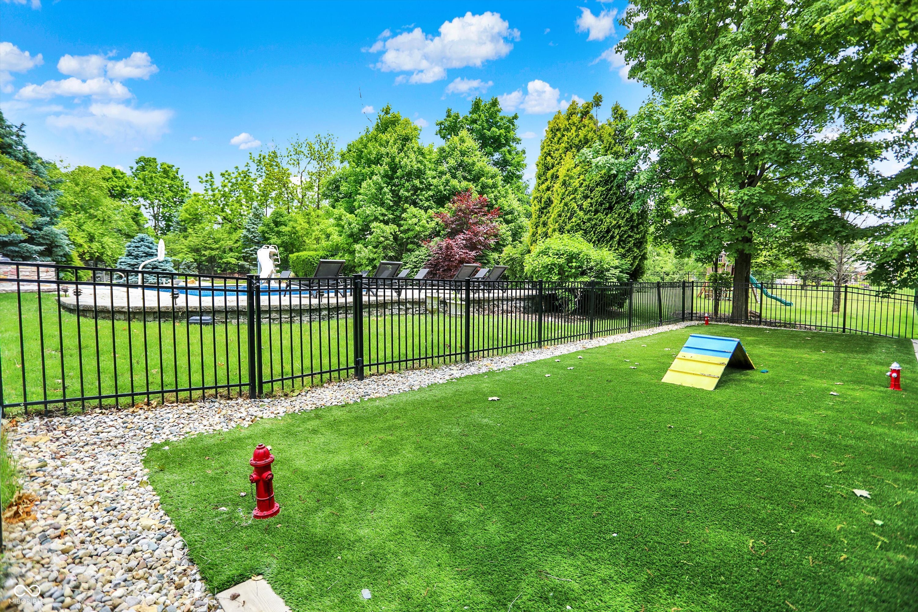 Noblesville, Indiana, 46062, United States, 6 Bedrooms Bedrooms, ,9 BathroomsBathrooms,Residential,For Sale,1979033