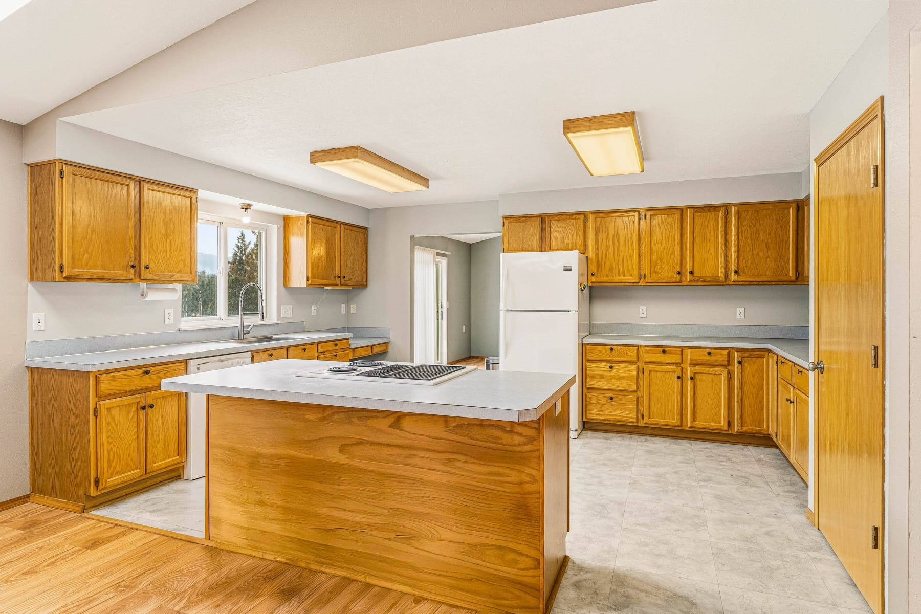  6678 SE Davis Loop Prineville, OR 97754 - 物件實景