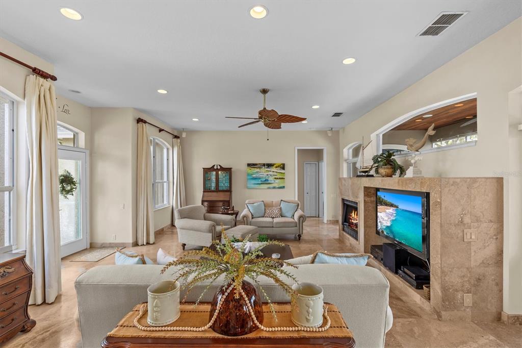 Tarpon Springs, Florida, 34689, United States, 3 Bedrooms Bedrooms, ,2 BathroomsBathrooms,Residential,For Sale,1751441