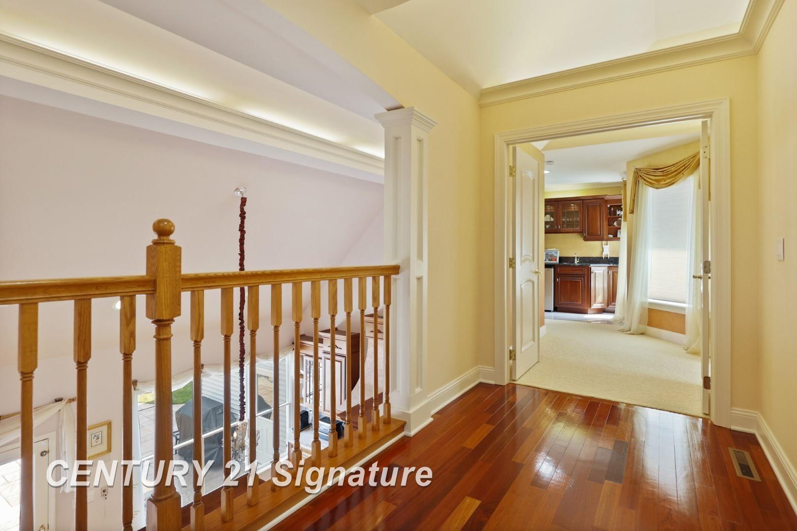 Saginaw, Michigan, 48609, United States, 4 Bedrooms Bedrooms, ,7 BathroomsBathrooms,Residential,For Sale,1980528