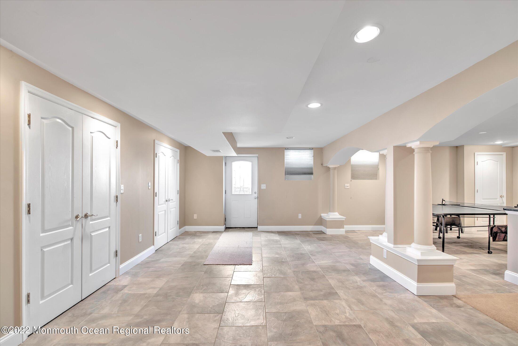 Manalapan, New Jersey, 07726, United States, 4 Bedrooms Bedrooms, ,5 BathroomsBathrooms,Residential,For Sale,1823230