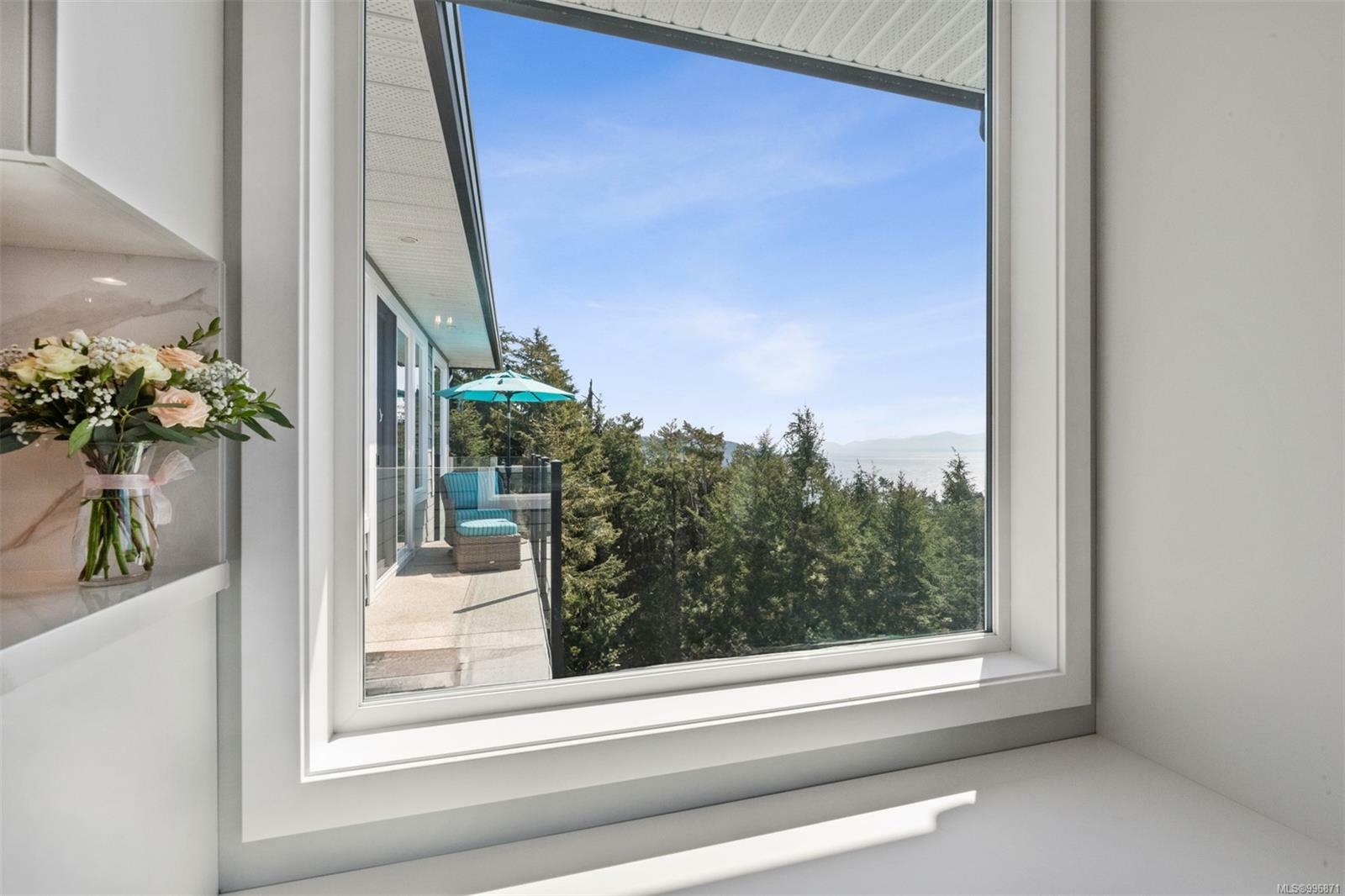 SOOKE, British Columbia, V9Z 1L8, CA, 5 Bedrooms Bedrooms, ,Residential,For Sale,1876018