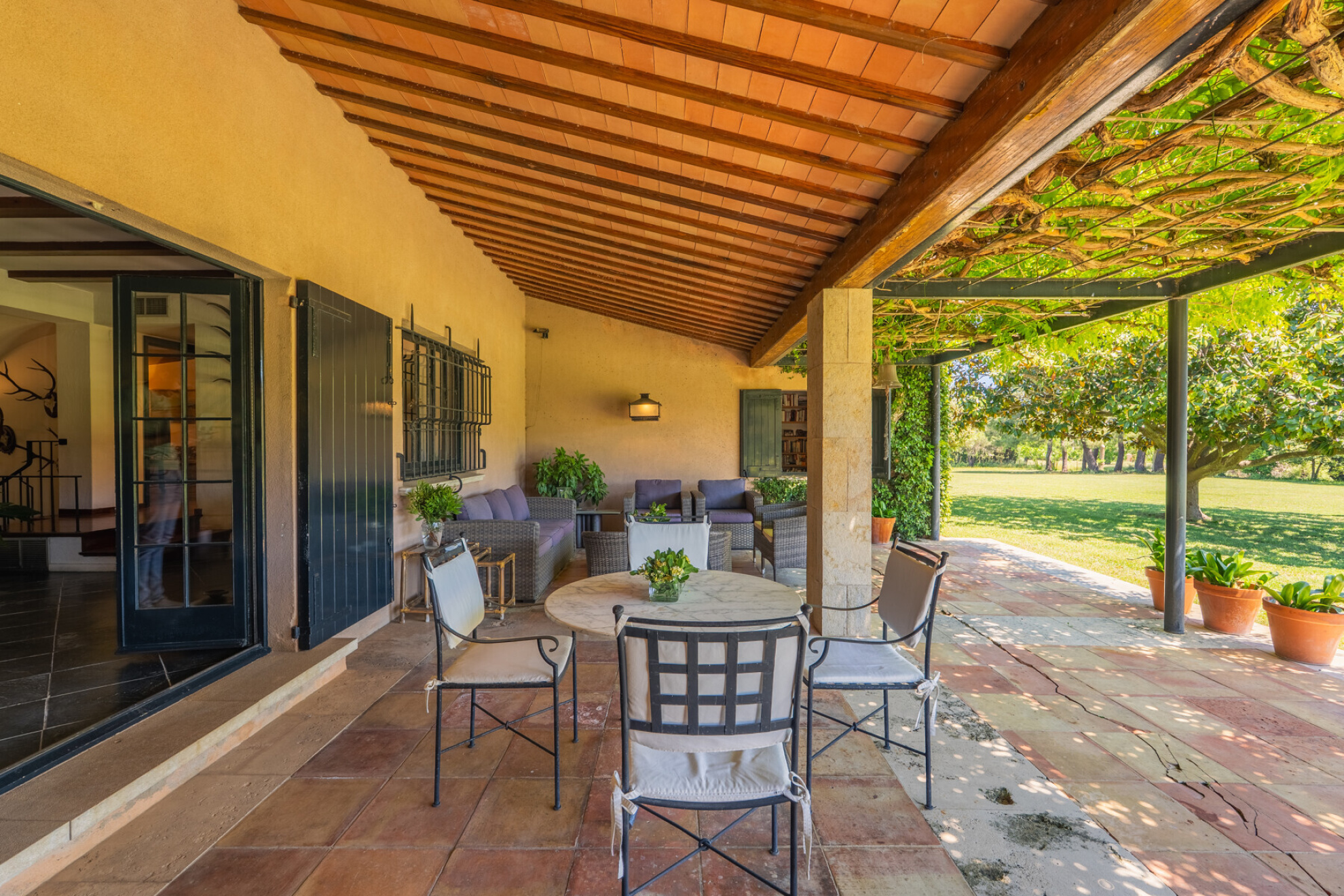  Historic finca with medieval tower and private gardens in Mont-ràs - 物件實景