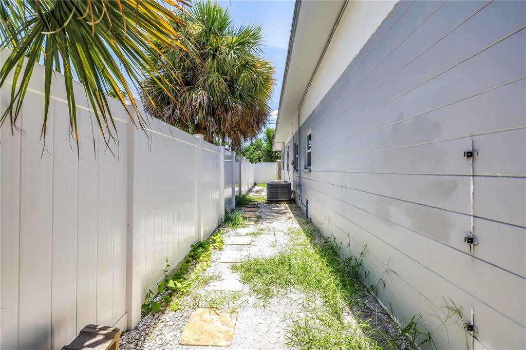 St Pete Beach, Florida, 33706, United States, 3 Bedrooms Bedrooms, ,2 BathroomsBathrooms,Residential,For Sale,1897021
