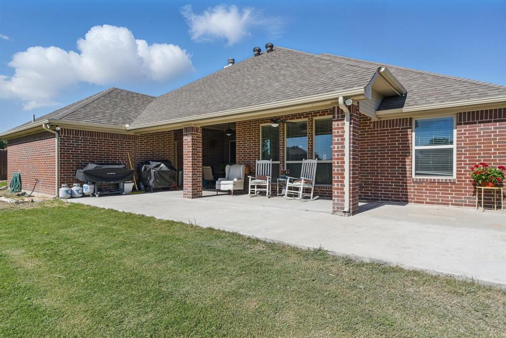 Weatherford, Texas, 76087, United States, 3 Bedrooms Bedrooms, ,3 BathroomsBathrooms,Residential,For Sale,1929986