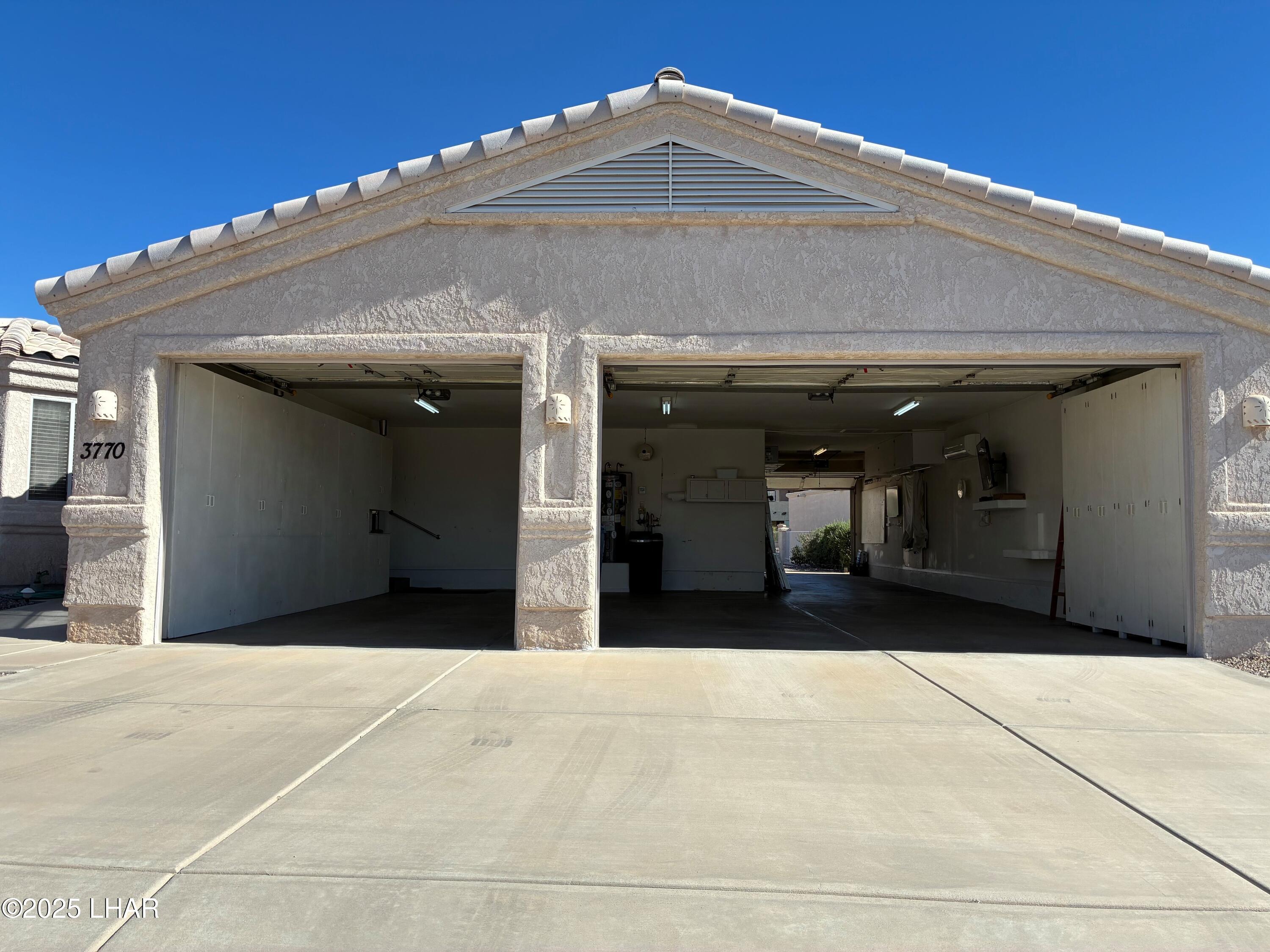 Lake Havasu City, Arizona, 86406, United States, 3 Bedrooms Bedrooms, ,1 BathroomBathrooms,Residential,For Sale,1919738