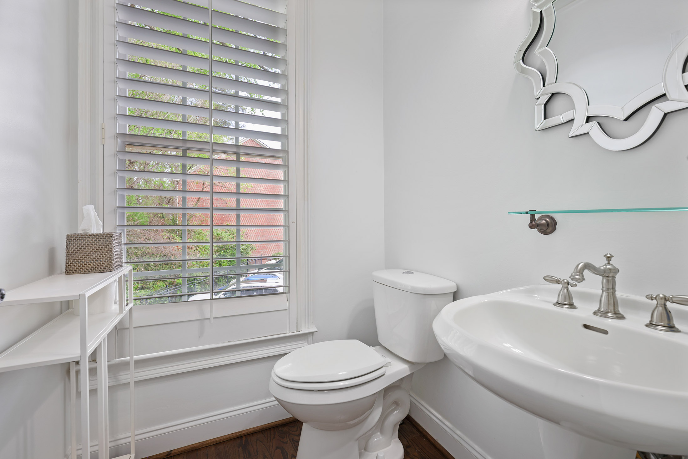  End Unit Townhome in One of Brookhaven
