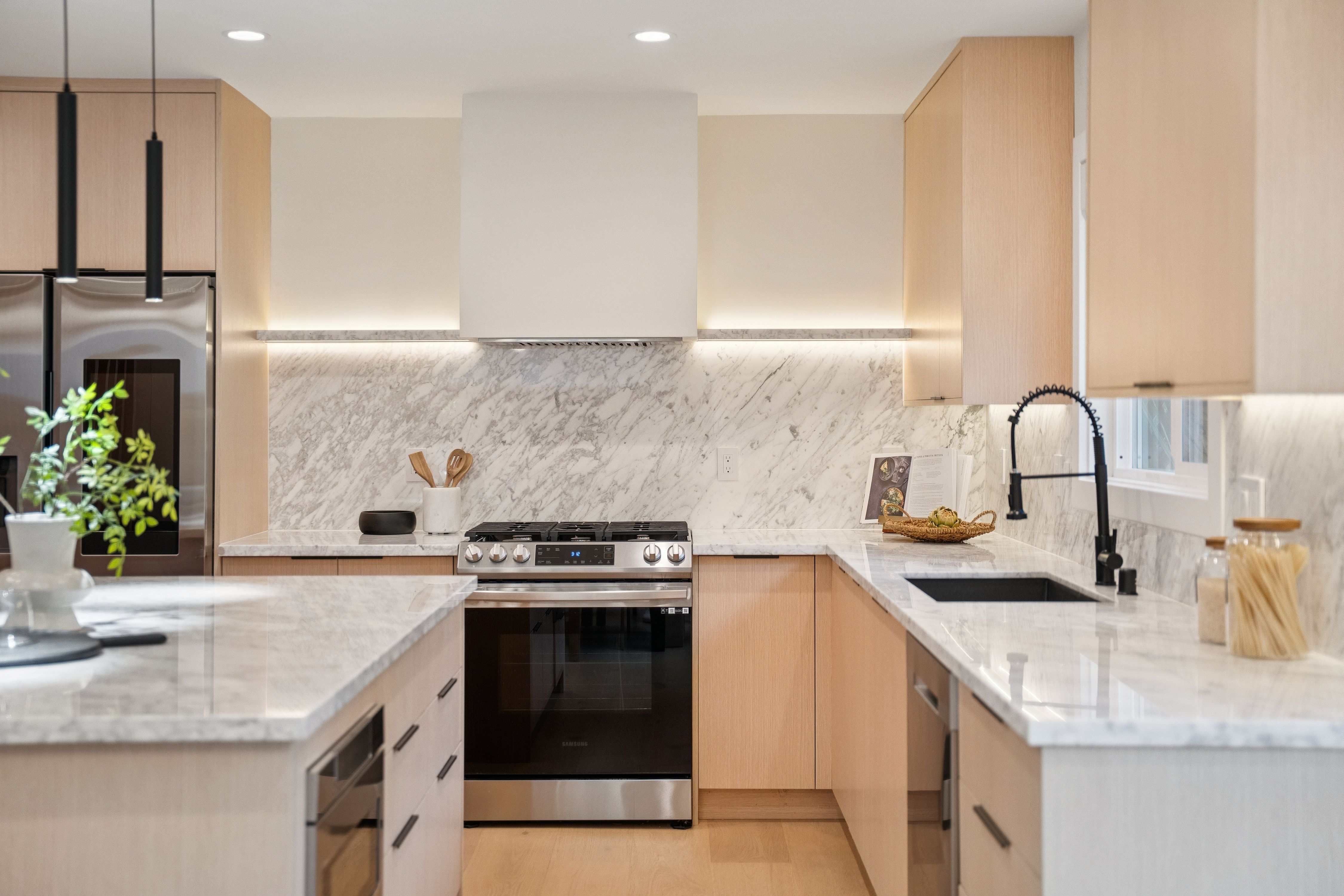  Contemporary San Mateo Single Story Remodeled in 2023 - 物件實景