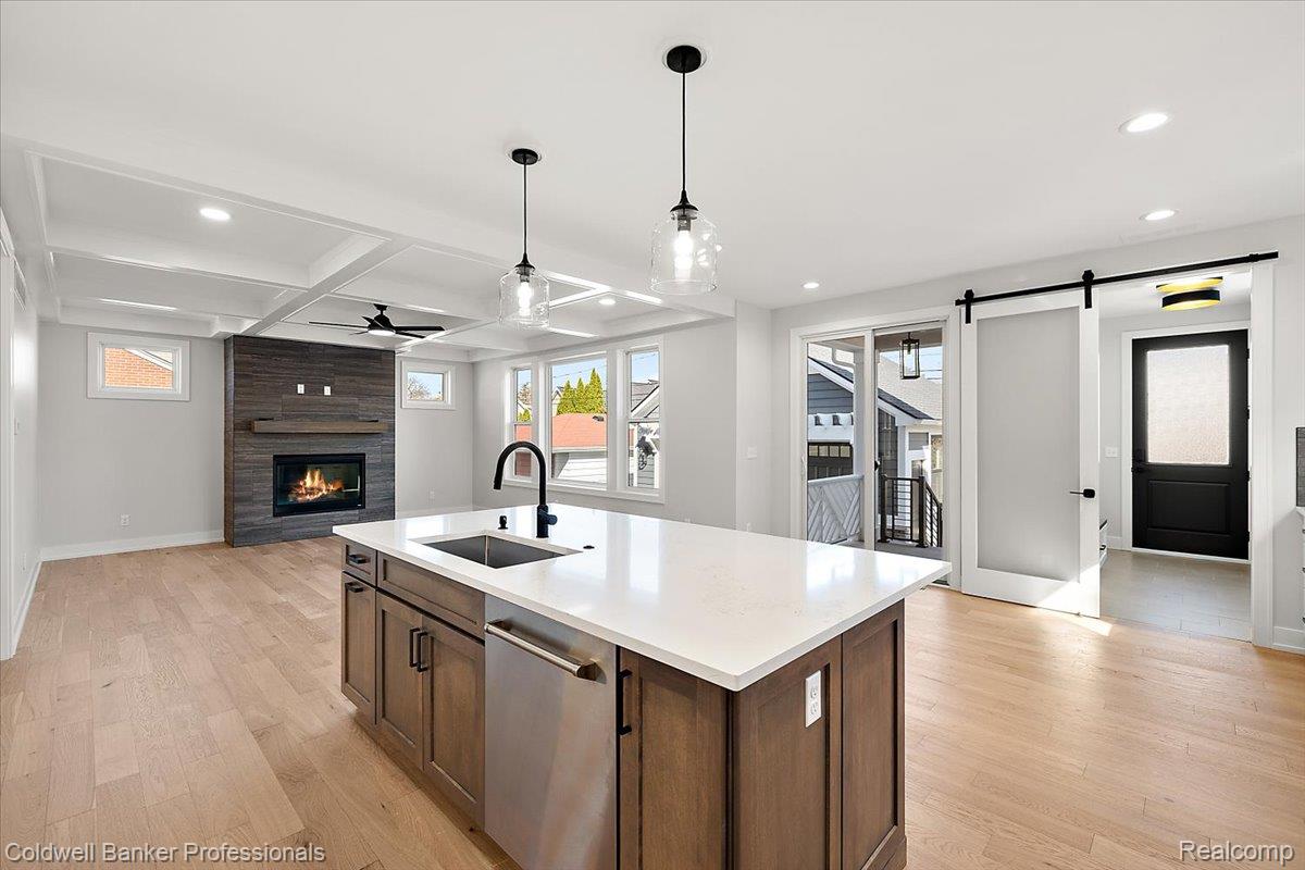 Plymouth, Michigan, 48170, United States, 4 Bedrooms Bedrooms, ,4 BathroomsBathrooms,Residential,For Sale,1986255