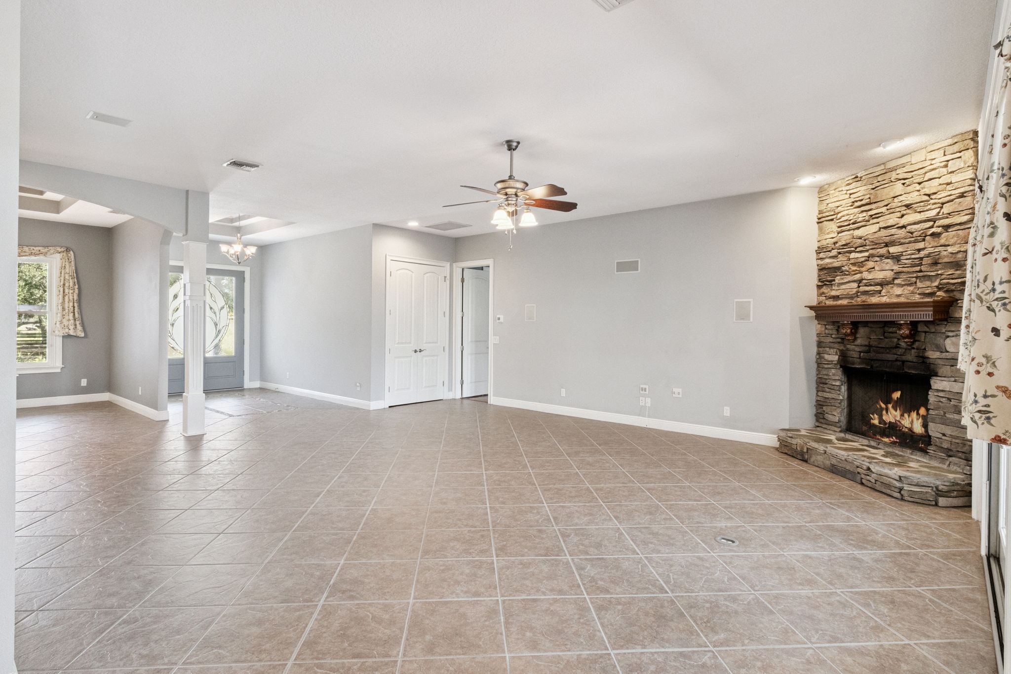 Plant City, Florida, 33565, United States, 4 Bedrooms Bedrooms, ,3 BathroomsBathrooms,Residential,For Sale,2005907