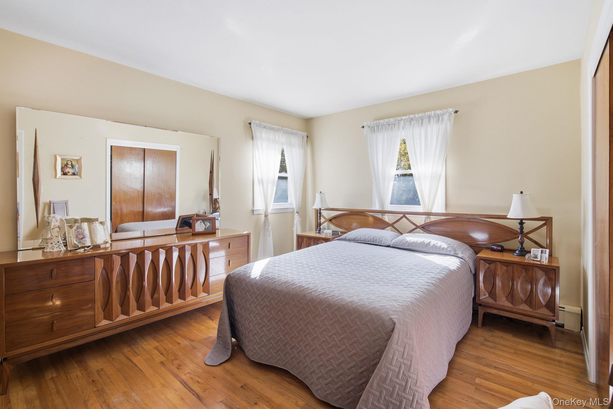  249 E 17th Street, Huntington Station, NY, 11746 - 物件實景