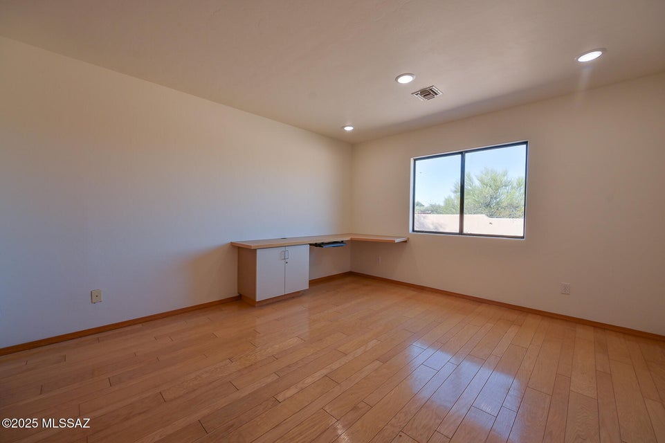 Tucson, Arizona, 85747, United States, 4 Bedrooms Bedrooms, ,4 BathroomsBathrooms,Residential,For Sale,1978909