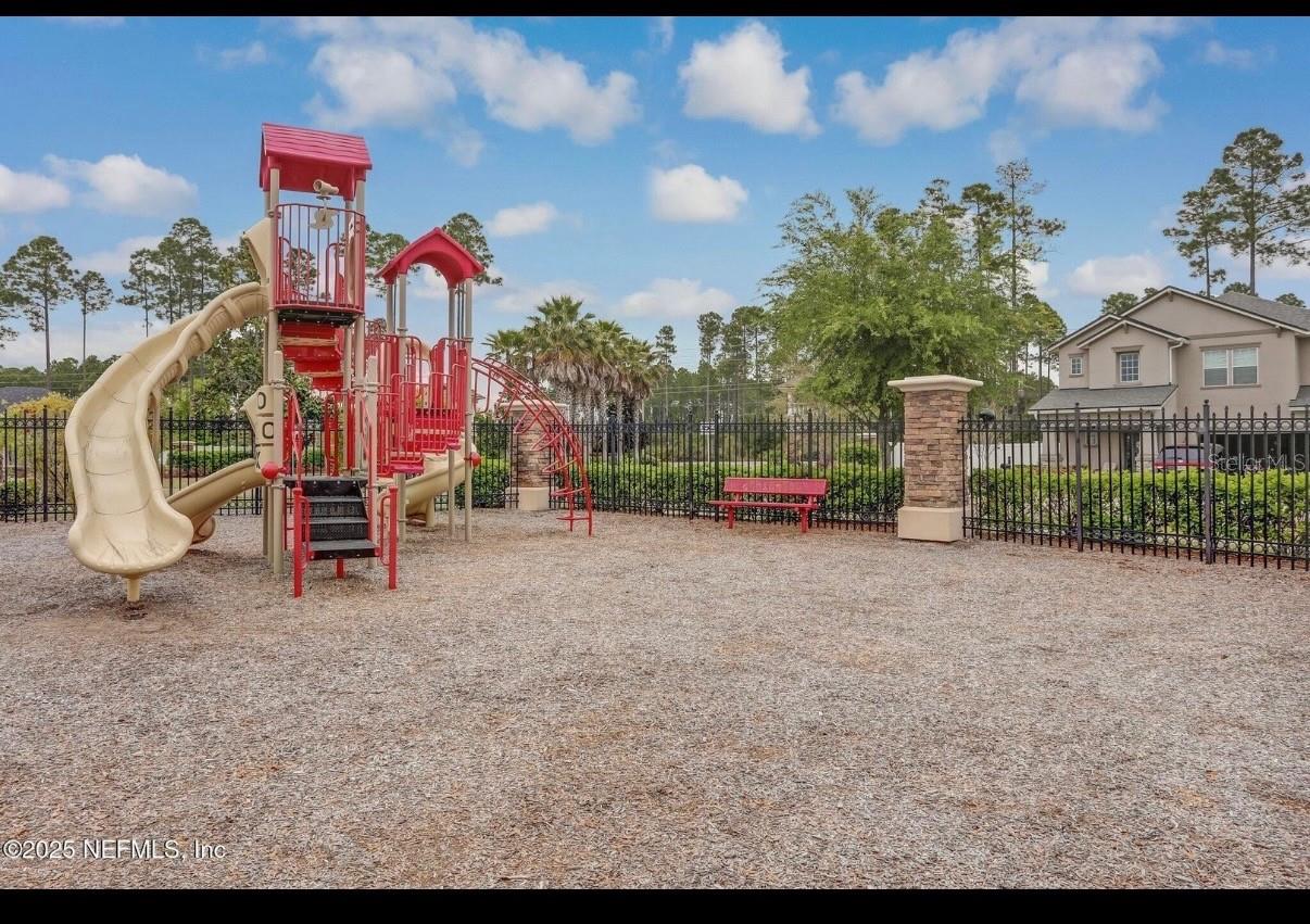 Fernandina Beach, Florida, 32034, United States, 5 Bedrooms Bedrooms, ,5 BathroomsBathrooms,Residential,For Sale,1860363