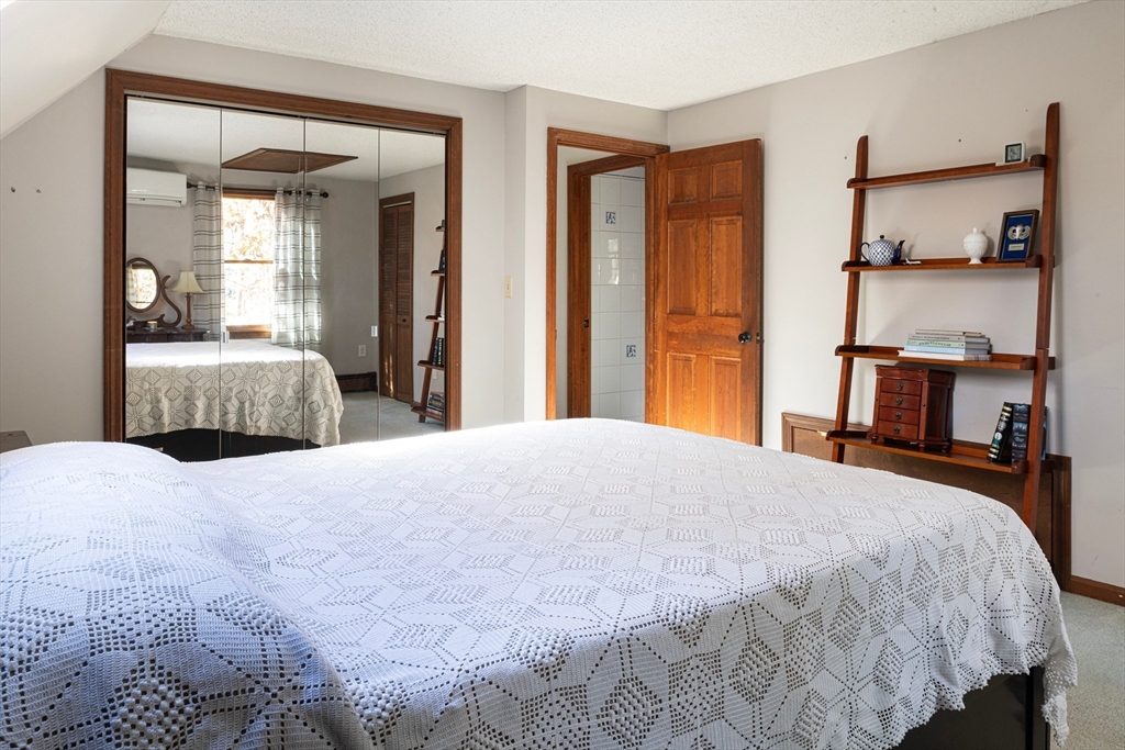 Pepperell, Massachusetts, 01463, United States, 3 Bedrooms Bedrooms, ,2 BathroomsBathrooms,Residential,For Sale,1987719