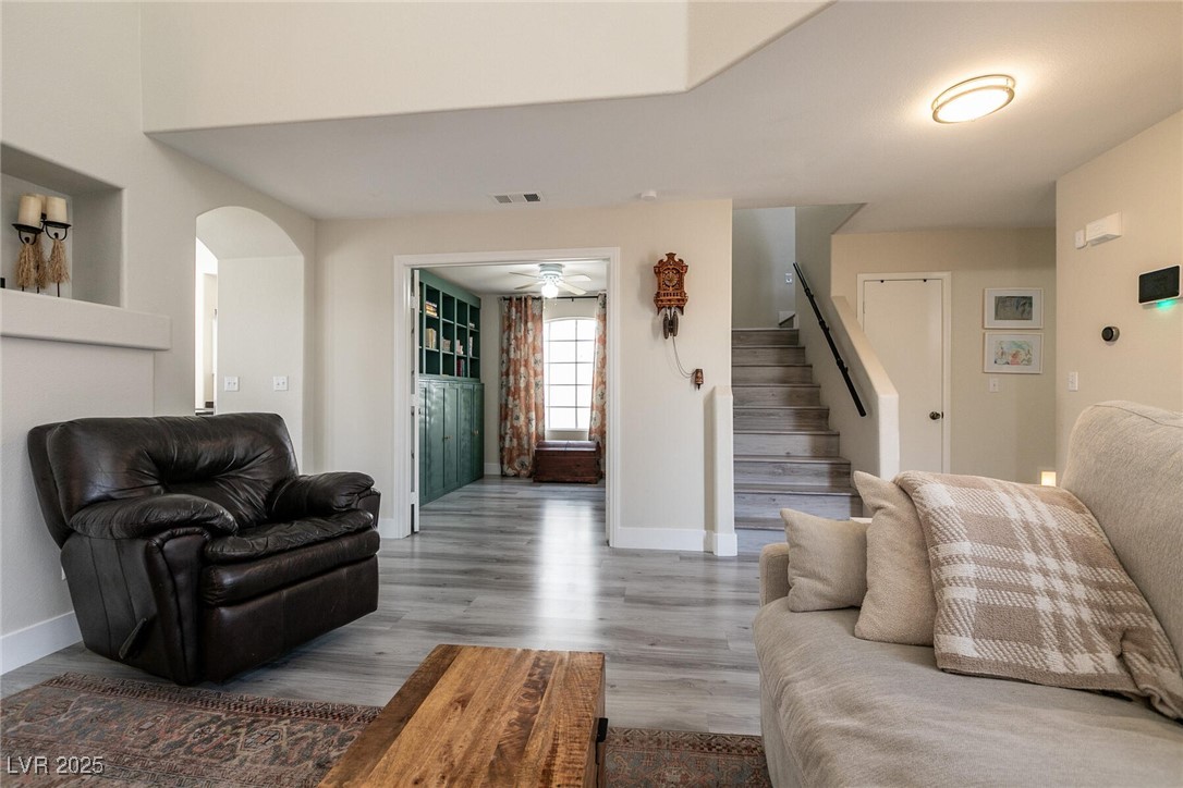 Las Vegas, Nevada, 89131, United States, 4 Bedrooms Bedrooms, ,3 BathroomsBathrooms,Residential,For Sale,1940585