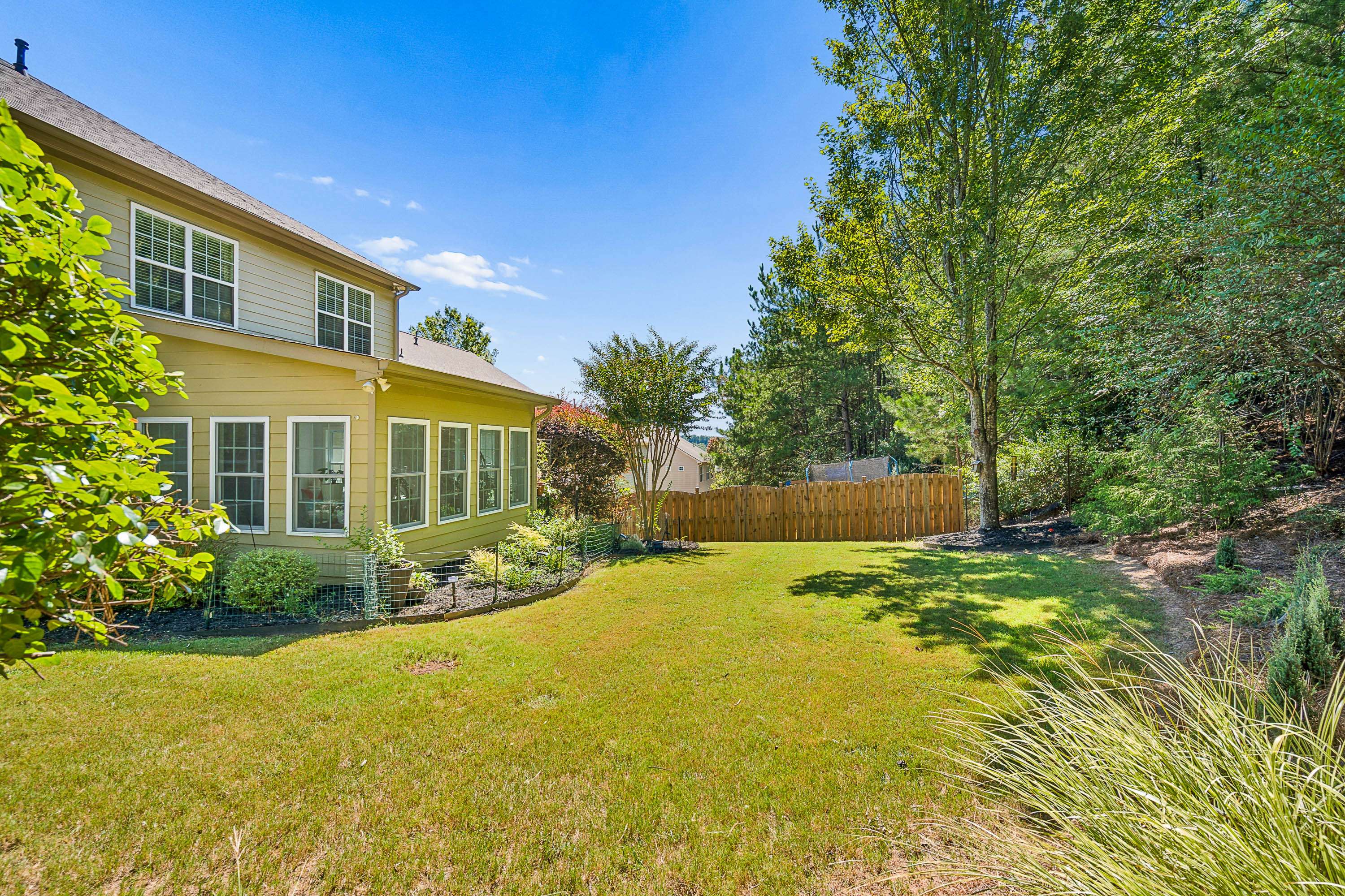  Beautifully Updated Home in Sought-After Swim and Tennis Neighborhood - 物件實景