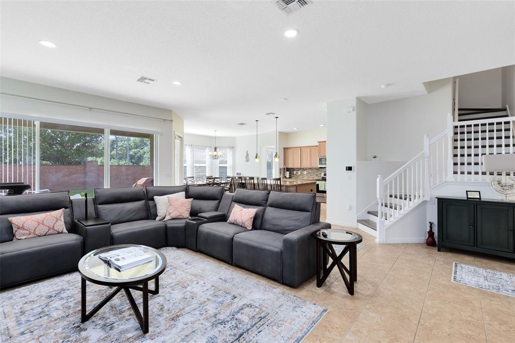 St Cloud, Florida, 34769, United States, 5 Bedrooms Bedrooms, ,4 BathroomsBathrooms,Residential,For Sale,1856110