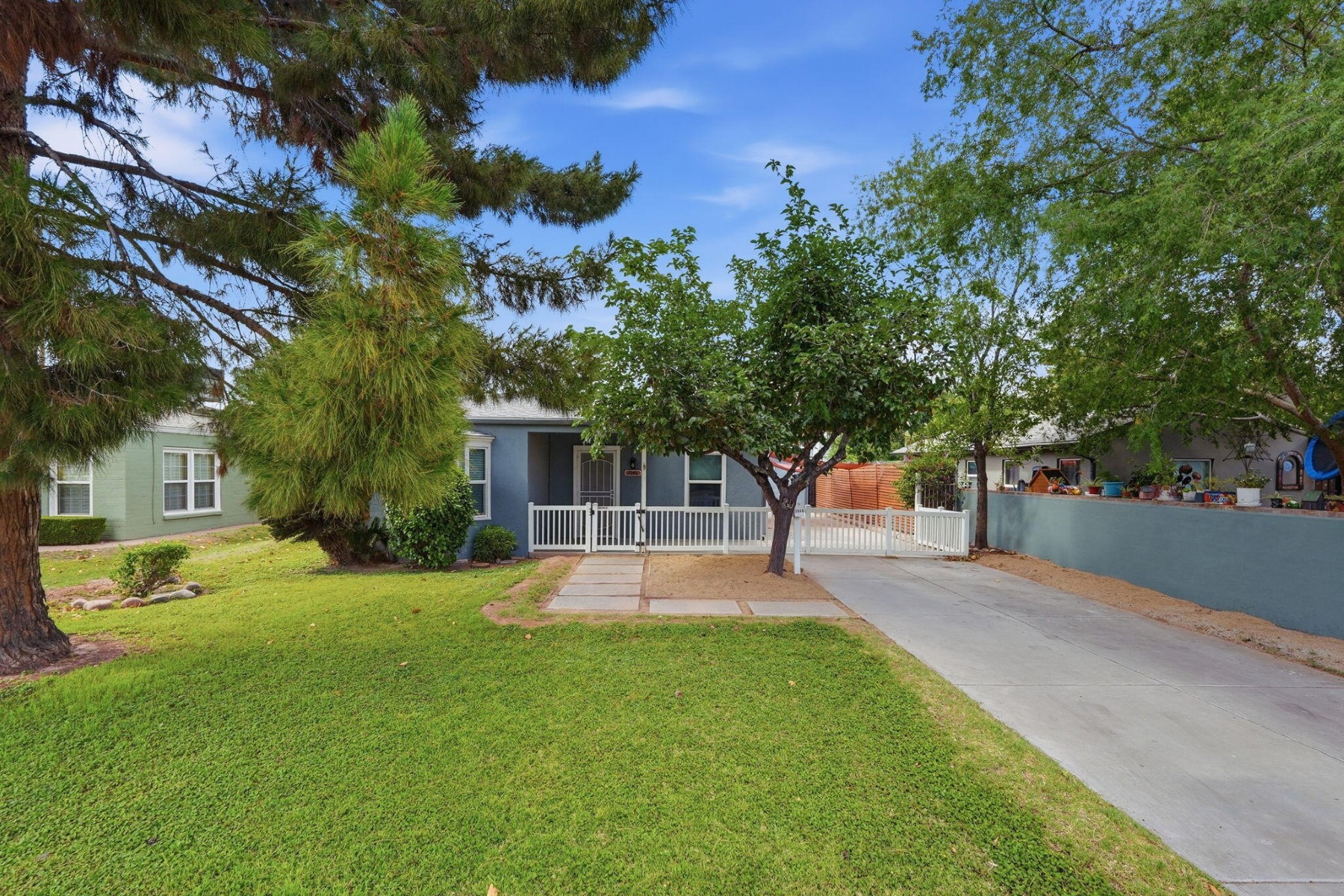  1046 E Clarendon Avenue Phoenix, AZ - 物件實景