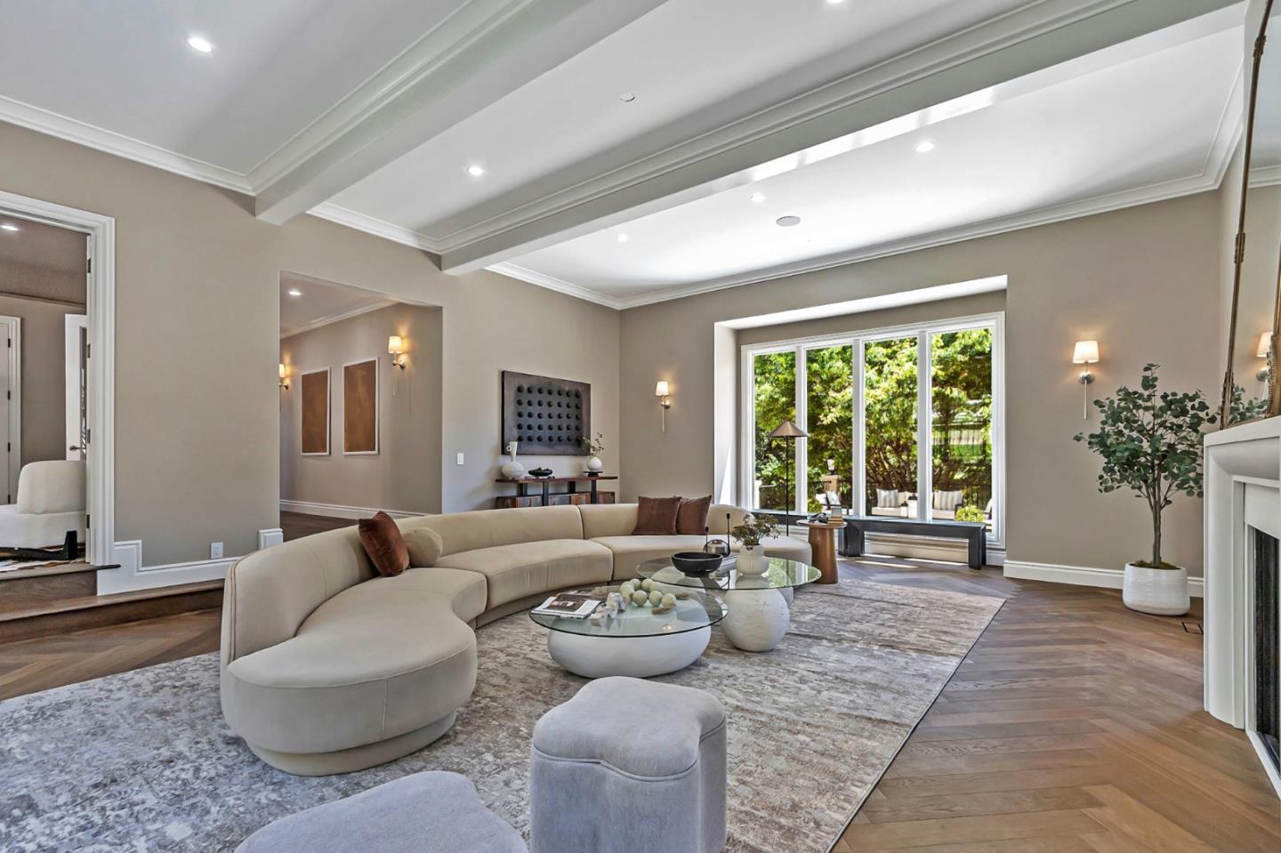 Los Gatos, California, 95032, United States, 8 Bedrooms Bedrooms, ,11 BathroomsBathrooms,Residential,For Sale,1855941