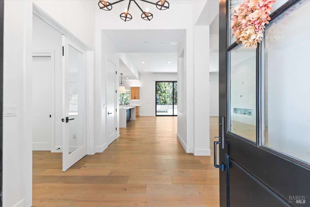 Santa Rosa, California, 95404, United States, 4 Bedrooms Bedrooms, ,4 BathroomsBathrooms,Residential,For Sale,1983418