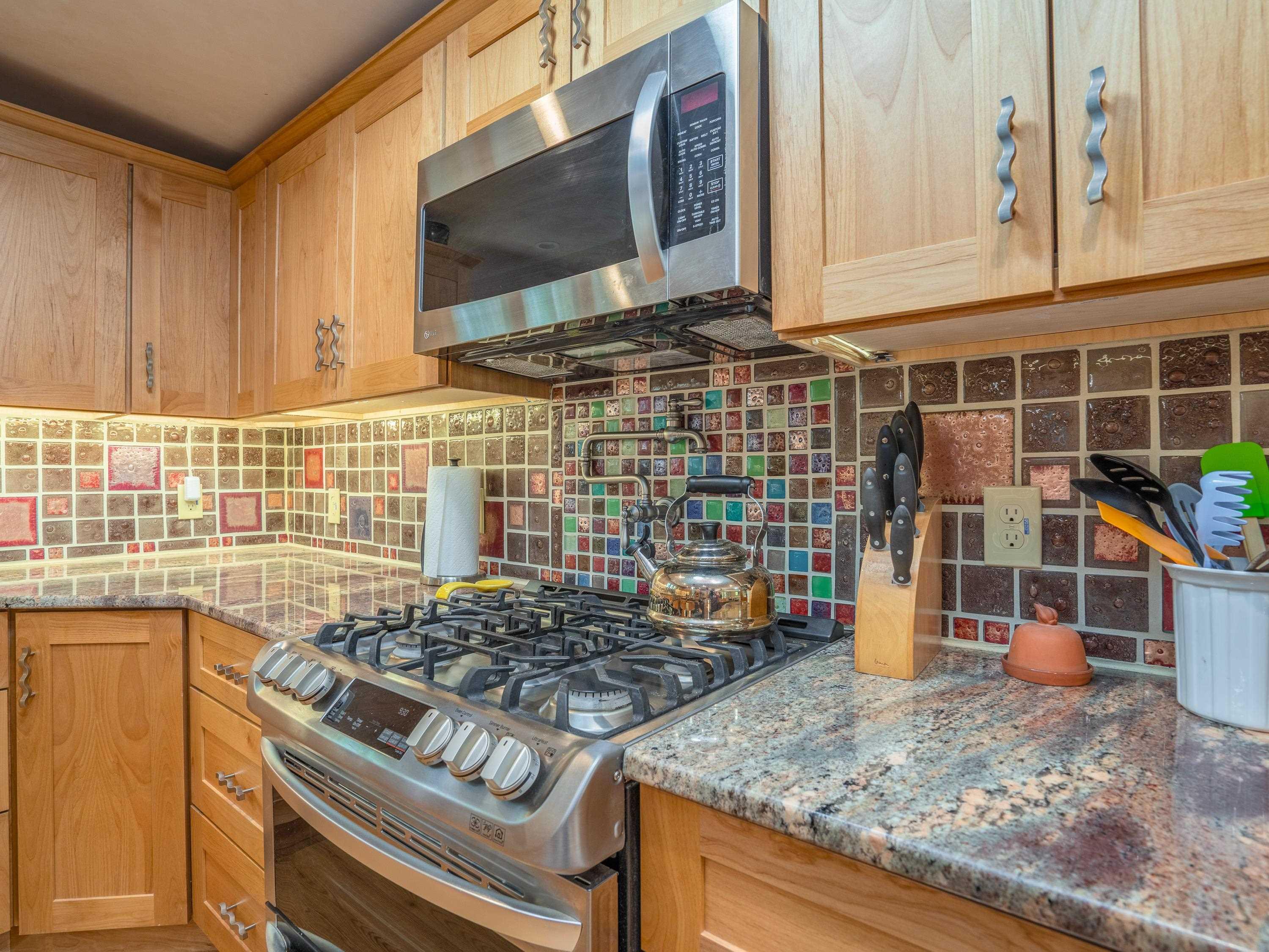 128 Las Cruces, Taos, New Mexico, 87571, United States, 2 Bedrooms Bedrooms, ,2 BathroomsBathrooms,Residential,For Sale,128 Las Cruces,1629727