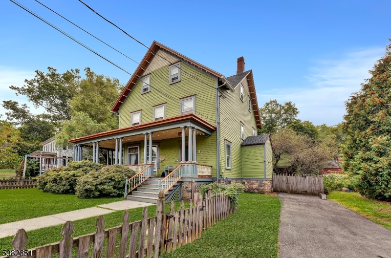 Califon Boro, New Jersey, 07830, United States, 3 Bedrooms Bedrooms, ,2 BathroomsBathrooms,Residential,For Sale,1958748