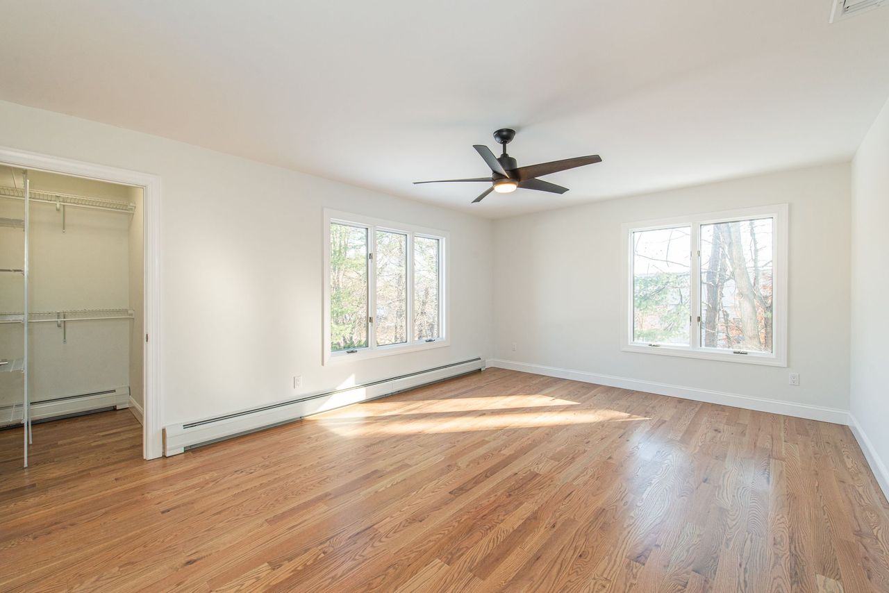 Fairfield, New Jersey, 07004, United States, 4 Bedrooms Bedrooms, ,5 BathroomsBathrooms,Residential,For Sale,2005992