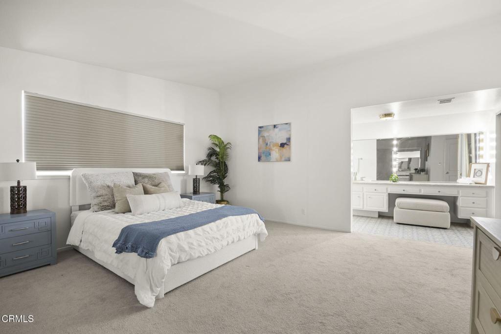 Ventura, California, 93001, United States, 4 Bedrooms Bedrooms, ,3 BathroomsBathrooms,Residential,For Sale,1979248