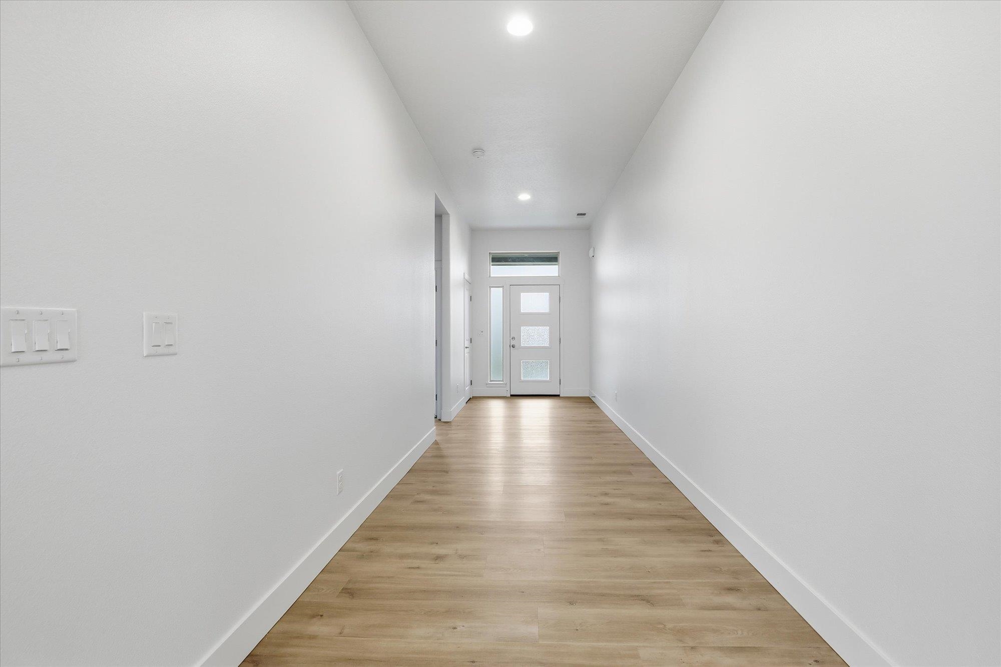 Deer Park, Washington, 99006, United States, 3 Bedrooms Bedrooms, ,2 BathroomsBathrooms,Residential,For Sale,1992798