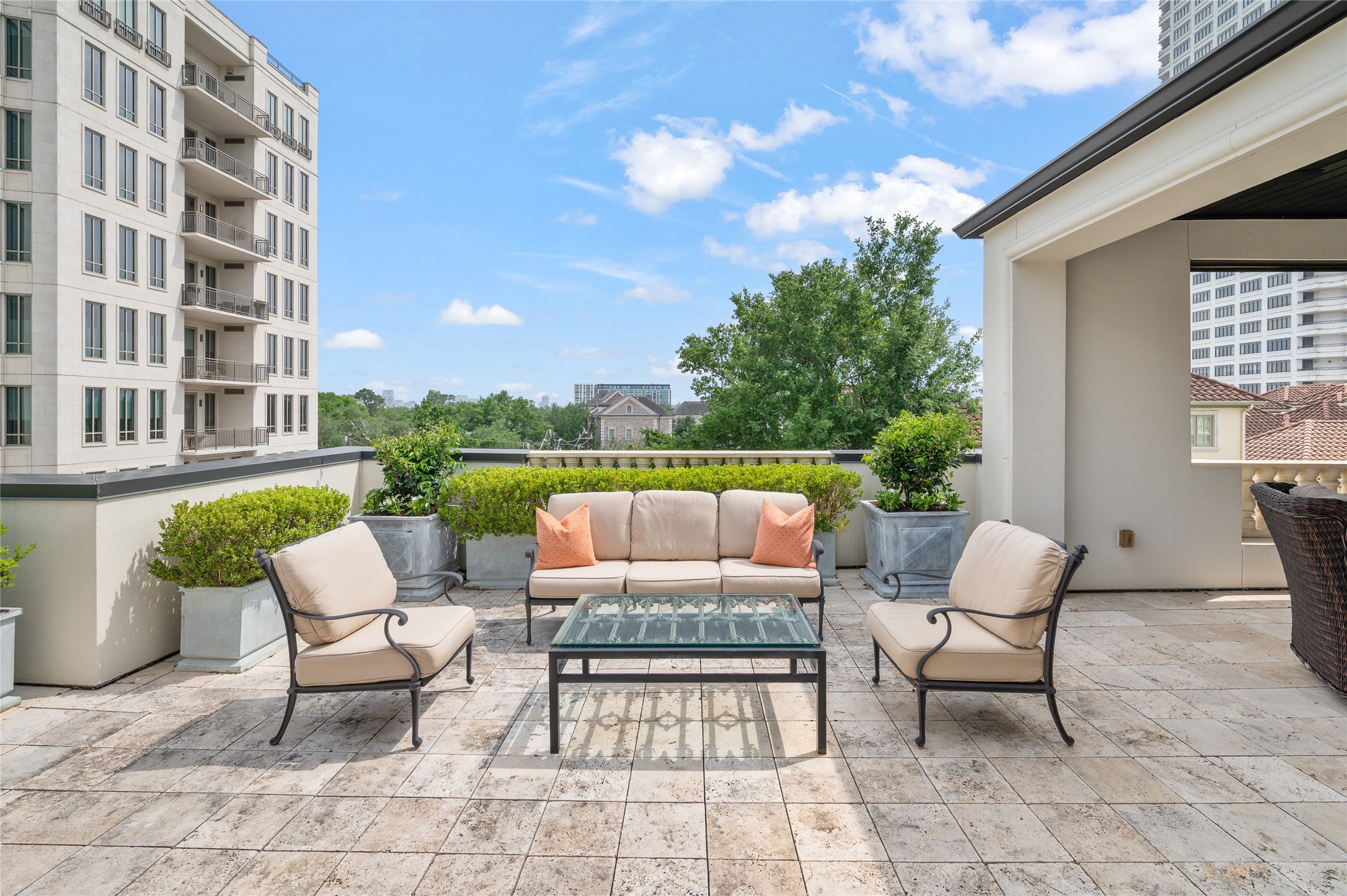  2415 San Felipe Street #6 - 物件實景