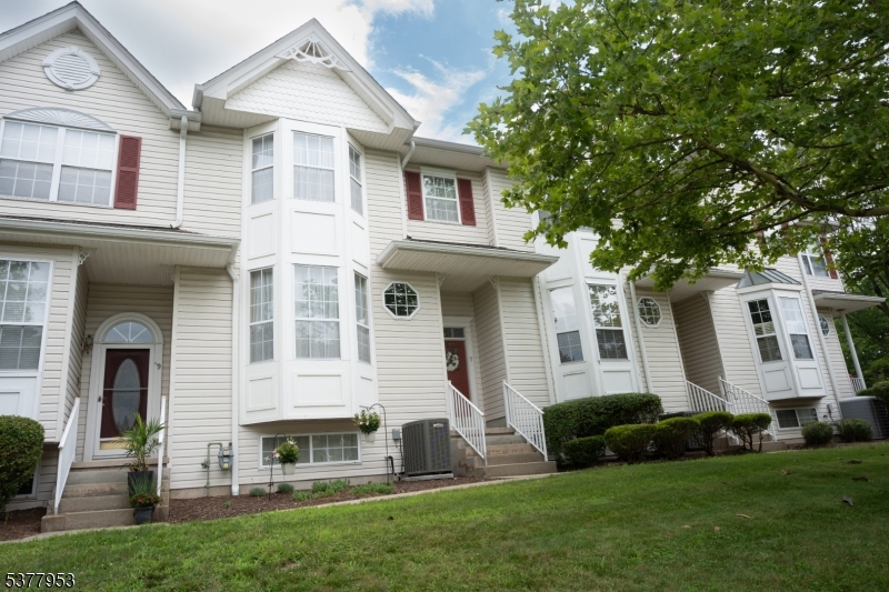 Raritan Twp., New Jersey, 08822, United States, 3 Bedrooms Bedrooms, ,3 BathroomsBathrooms,Residential,For Sale,1913482
