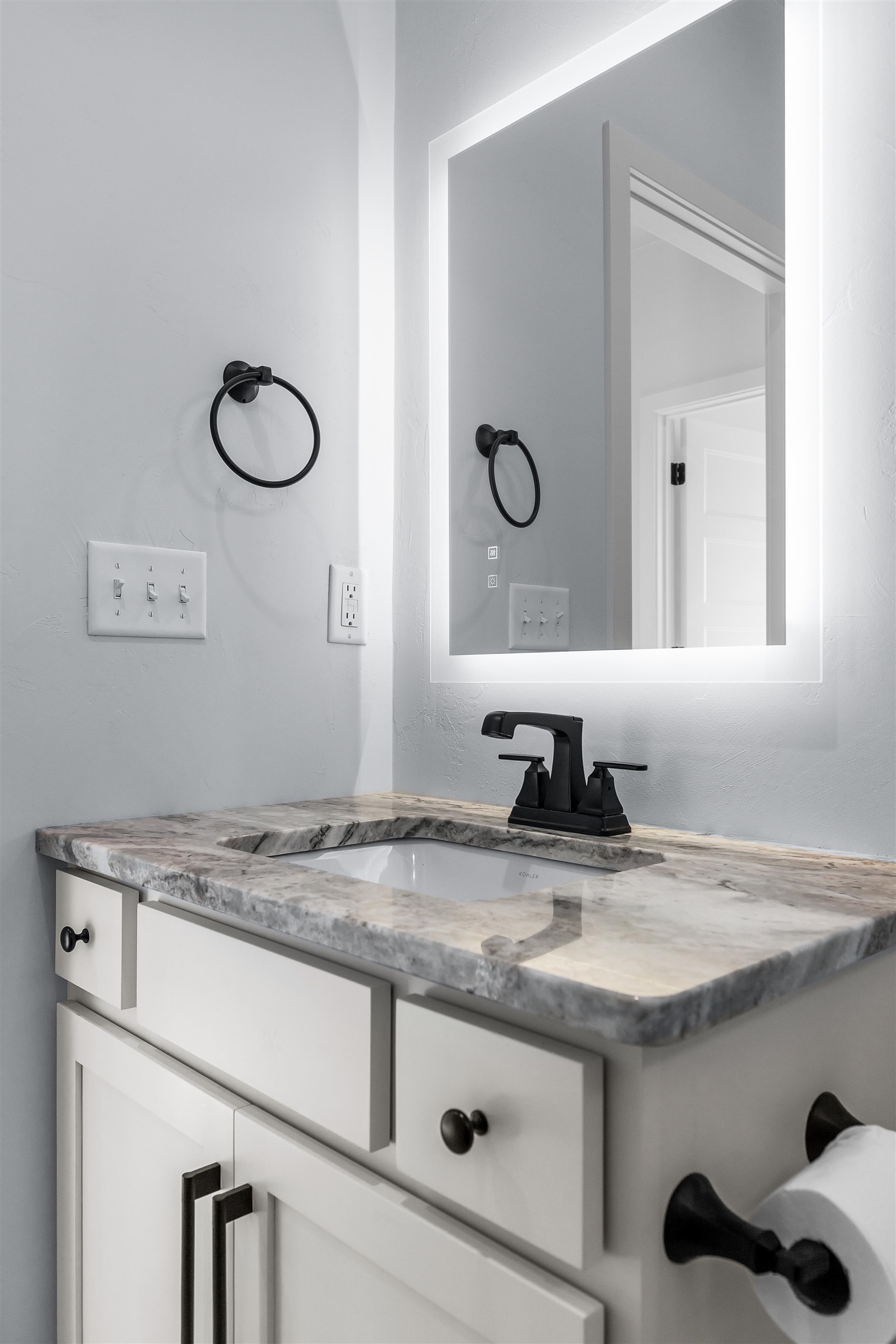 Greenville, Wisconsin, 54942, United States, 4 Bedrooms Bedrooms, ,4 BathroomsBathrooms,Residential,For Sale,1995419