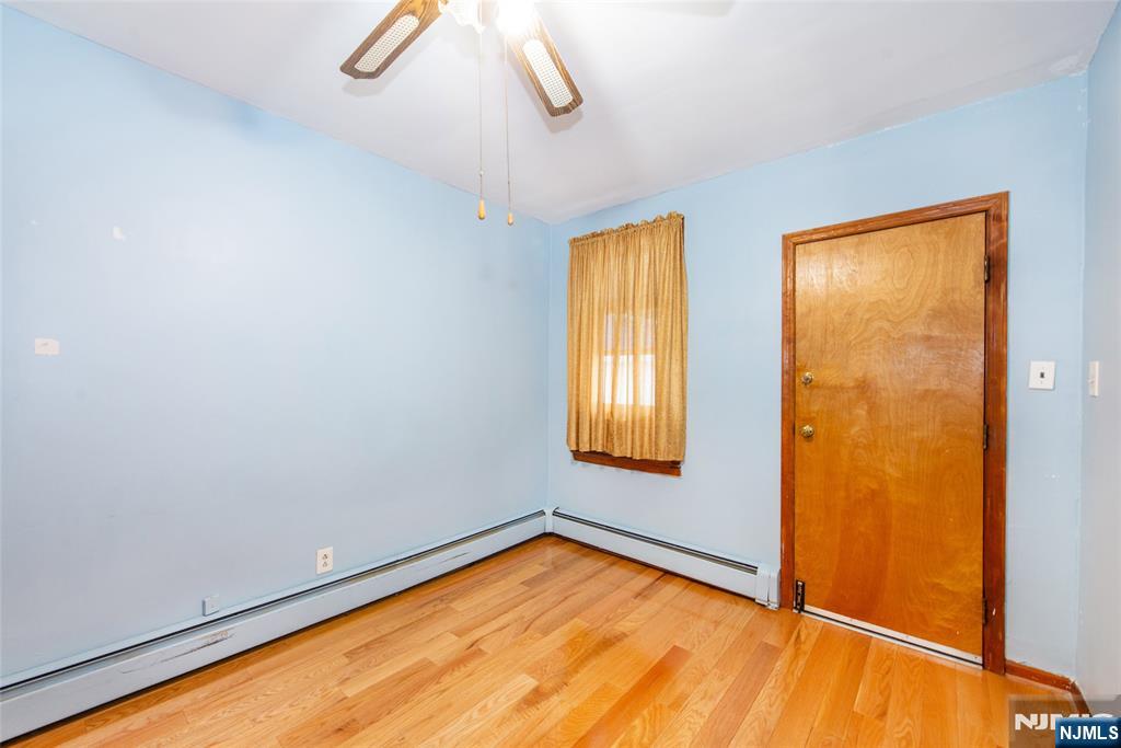 Clifton, New Jersey, 07014, United States, 5 Bedrooms Bedrooms, ,3 BathroomsBathrooms,Residential,For Sale,2000978