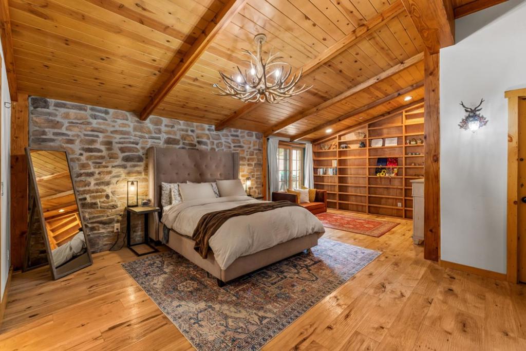 Salinas, California, 93907, United States, 3 Bedrooms Bedrooms, ,4 BathroomsBathrooms,Residential,For Sale,1974769