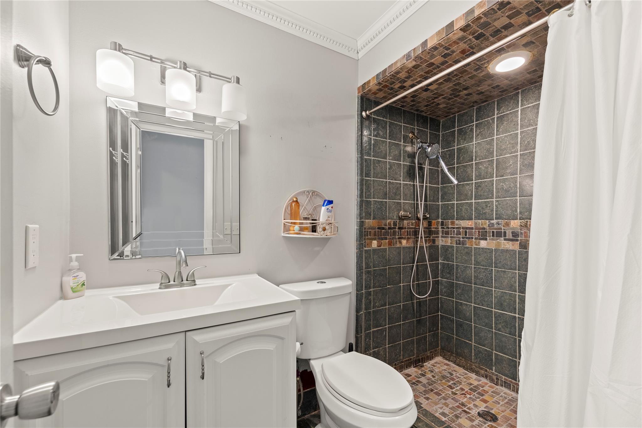 Port St Lucie, Florida, 34952, United States, 4 Bedrooms Bedrooms, ,3 BathroomsBathrooms,Residential,For Sale,1977843