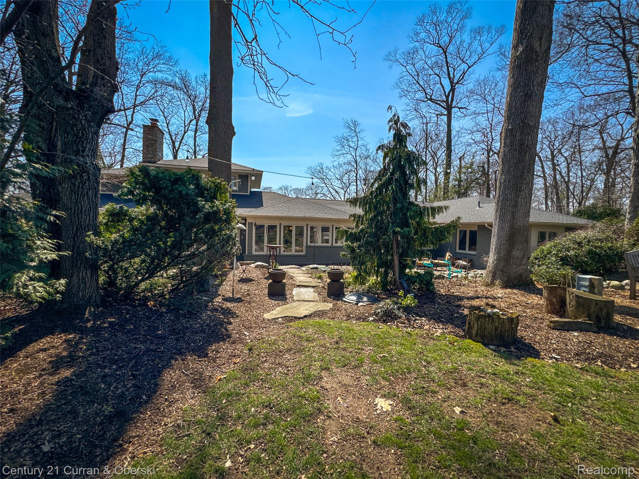 Bloomfield Hills, Michigan, 48301, United States, 4 Bedrooms Bedrooms, ,4 BathroomsBathrooms,Residential,For Sale,2035852