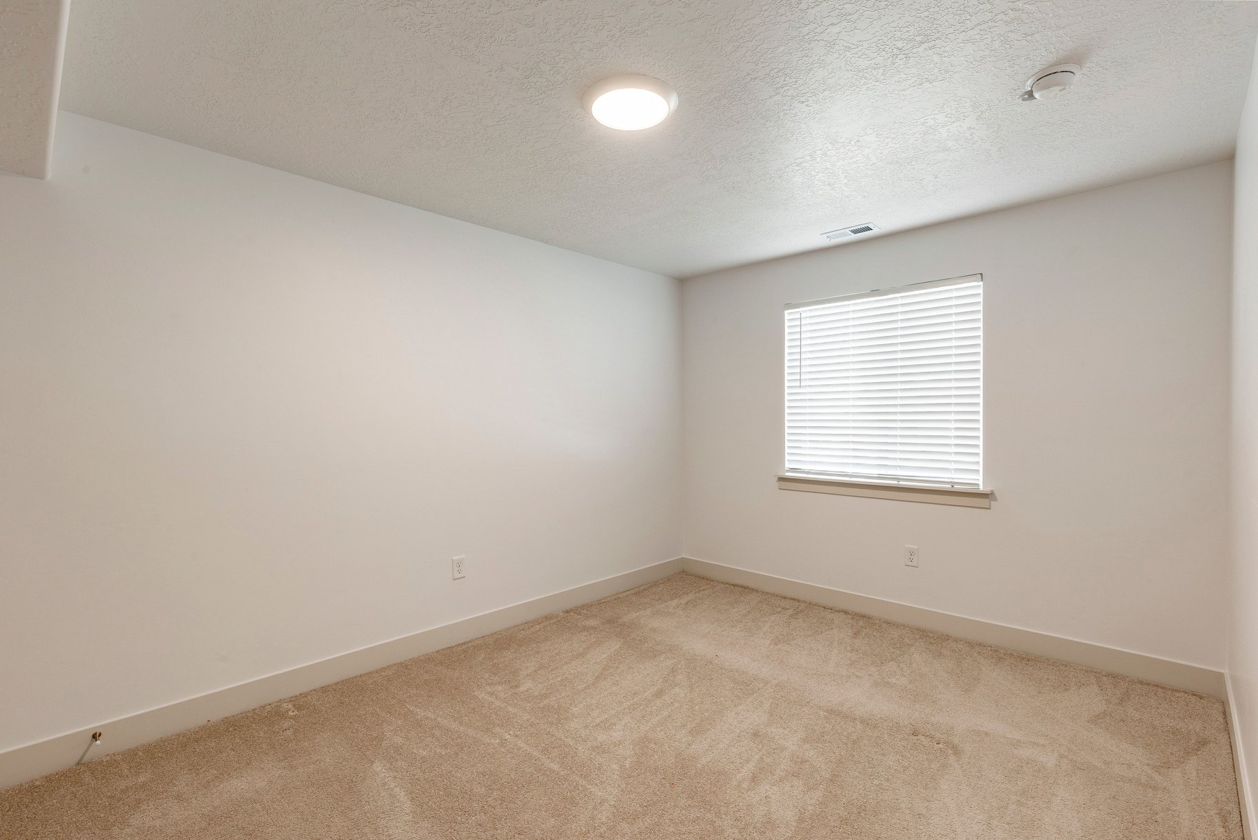  Pristine Home with Views, Rental Income, and Home Business Studio - 物件實景