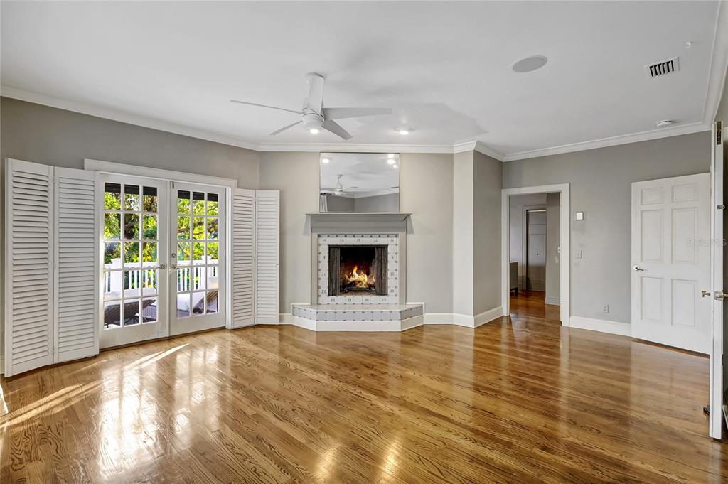 Tampa, Florida, 33611, United States, 5 Bedrooms Bedrooms, ,7 BathroomsBathrooms,Residential,For Sale,1988340