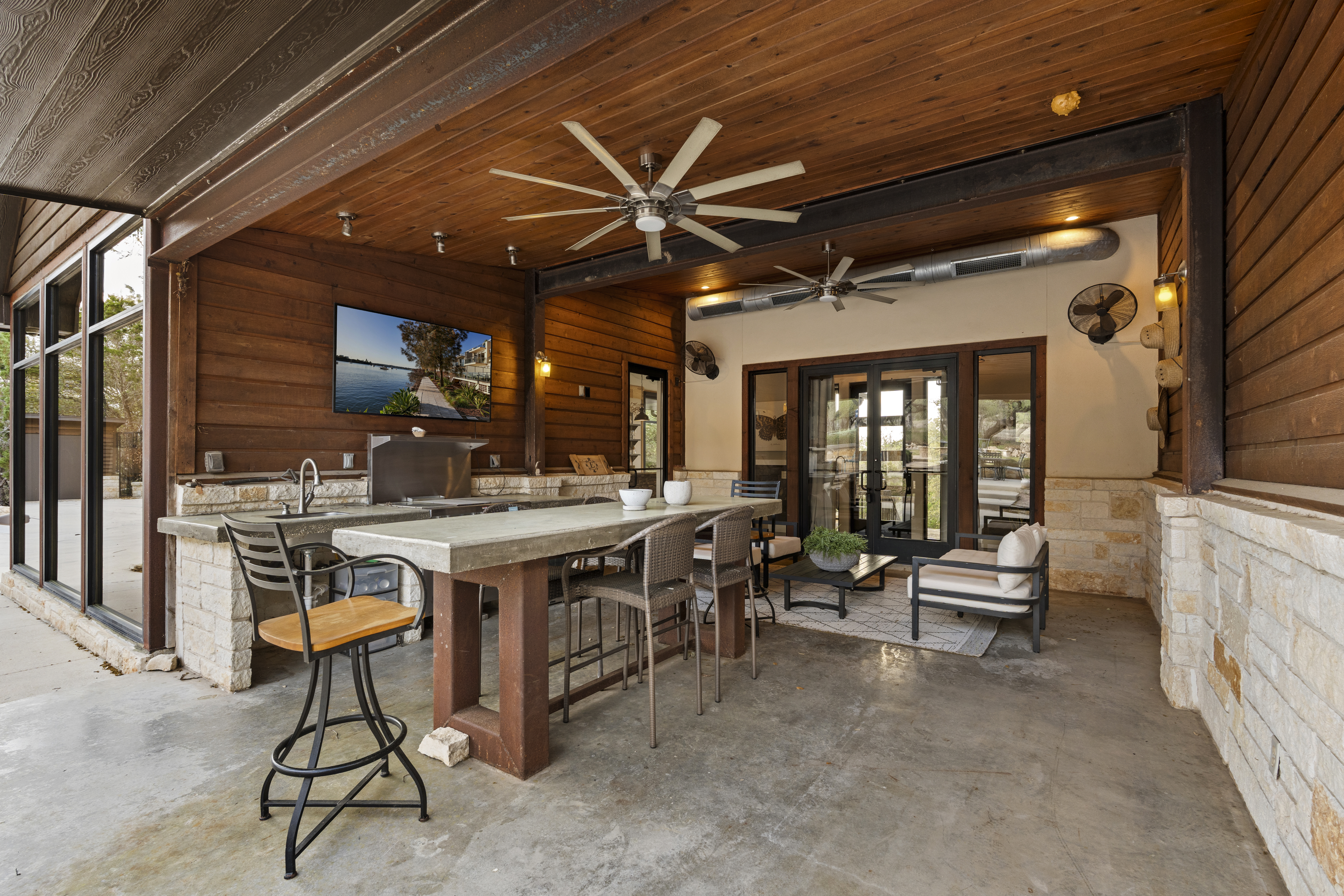  Spring Branch Luxury on 2.3 Acres - 物件實景