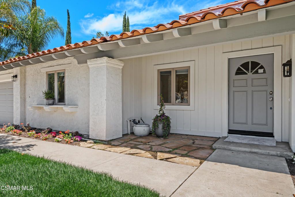 Westlake Village, California, 91361, United States, 4 Bedrooms Bedrooms, ,2 BathroomsBathrooms,Residential,For Sale,1847527
