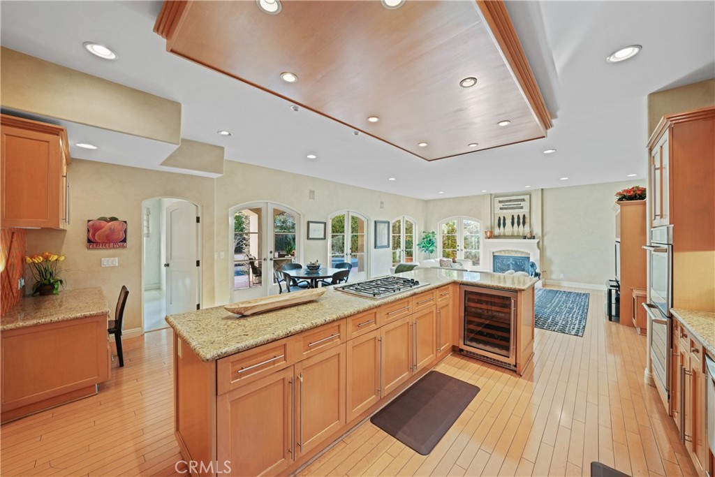 Huntington Beach, California, 92649, United States, 5 Bedrooms Bedrooms, ,5 BathroomsBathrooms,Residential,For Sale,1991081