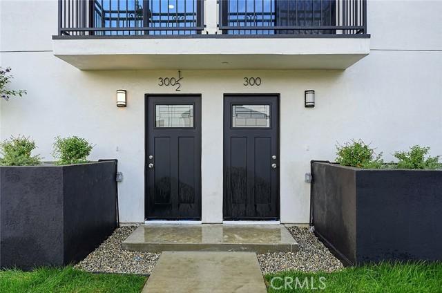 Los Angeles, California, 90011, United States, ,Residential,For Sale,1987008