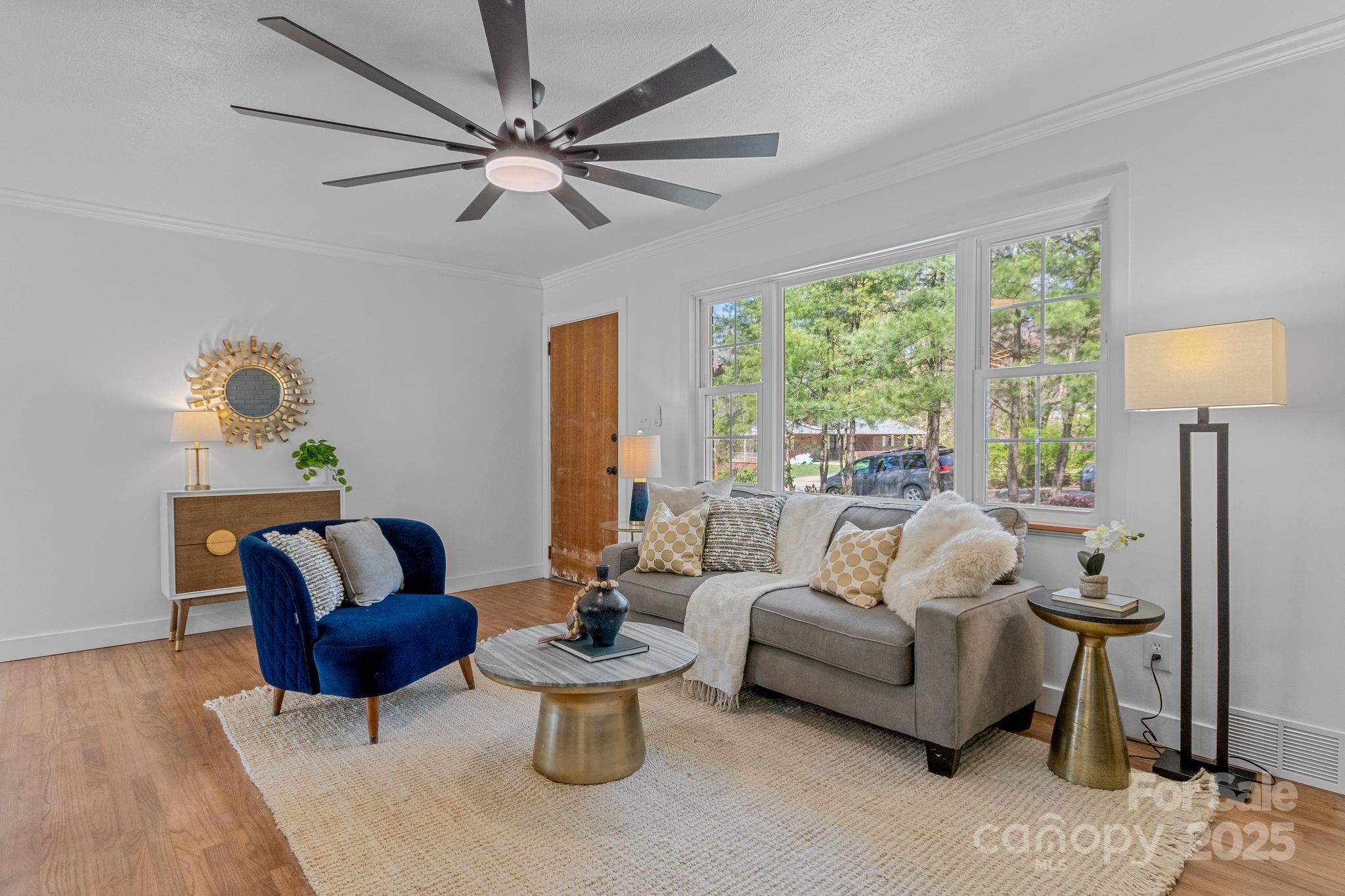 Asheville, North Carolina, 28806, United States, 4 Bedrooms Bedrooms, ,3 BathroomsBathrooms,Residential,For Sale,1770917