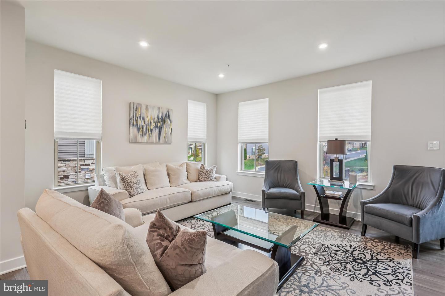 Frederick, Maryland, 21703, United States, 3 Bedrooms Bedrooms, ,3 BathroomsBathrooms,Residential,For Sale,1973217