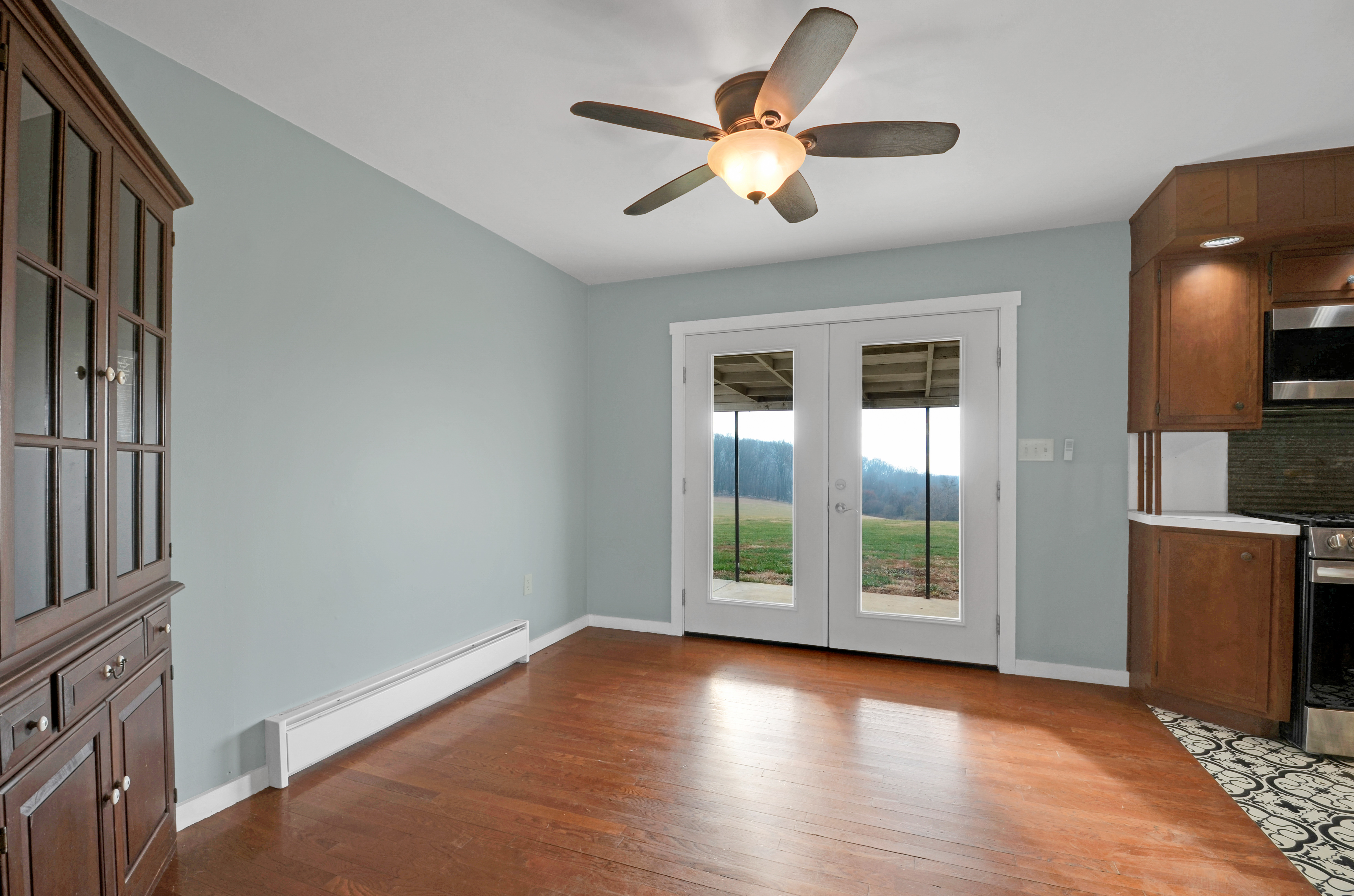 Reading, Pennsylvania, 19606, United States, 4 Bedrooms Bedrooms, ,3 BathroomsBathrooms,Residential,For Sale,1979384