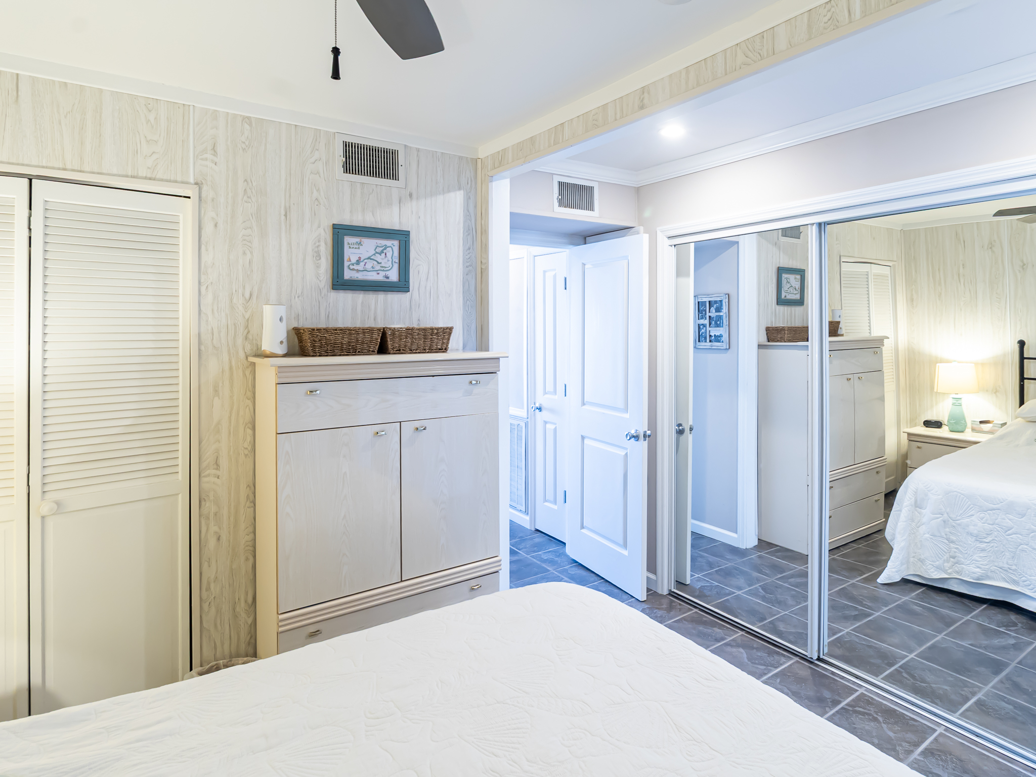 Hilton Head Island, South Carolina, 29928, United States, 1 Bedroom Bedrooms, ,1 BathroomBathrooms,Residential,For Sale,1944927
